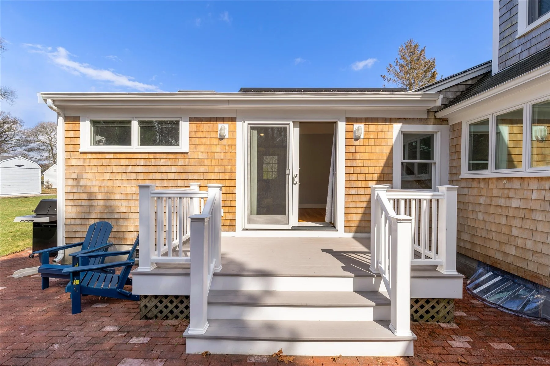 Cape Cod Vacation Rental Management | Tuxfin Hospitality Property - Dog-Friendly Yarmouth Home for Short Term Bookings - Save Money over Airbnb & VRBO - Homeowners Rent Second Homes for Extra Income. 100 Kingsbury Beach Eastham