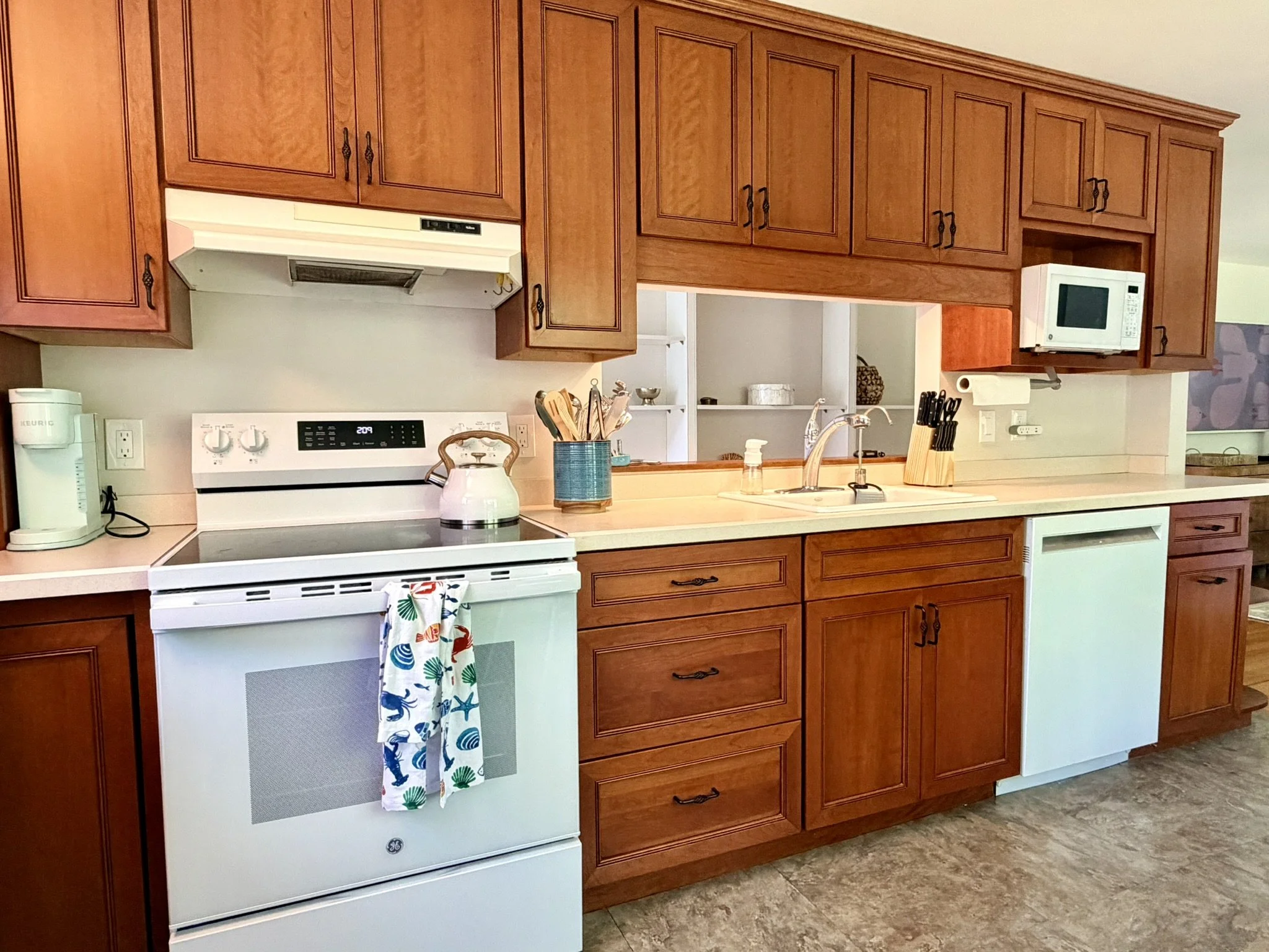 Short Term Rental Cape Cod, Brewster, Close to Beaches and Restaurants. Vacation Rental Management by Tuxfin Hospitality