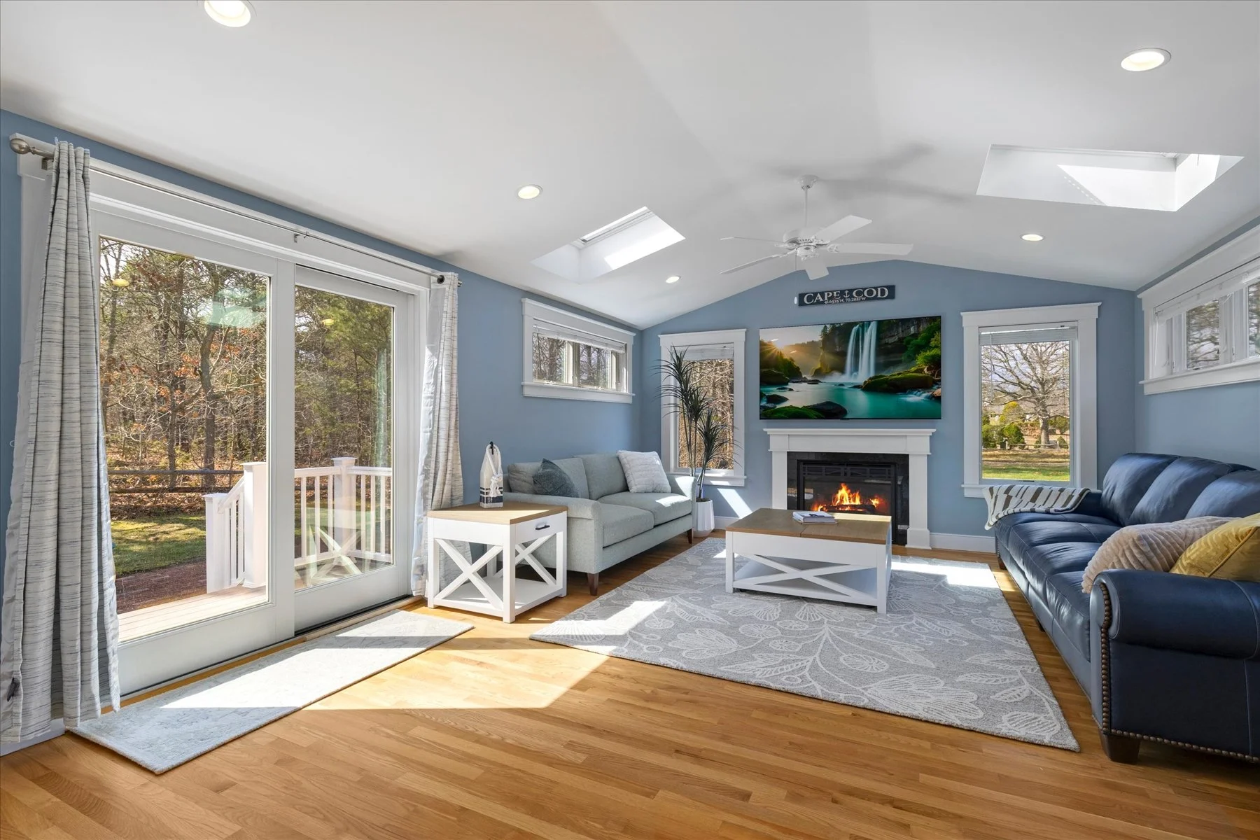 Cape Cod Vacation Rental Management | Tuxfin Hospitality Property - Dog-Friendly Yarmouth Home for Short Term Bookings - Save Money over Airbnb & VRBO - Homeowners Rent Second Homes for Extra Income. 100 Kingsbury Beach Eastham