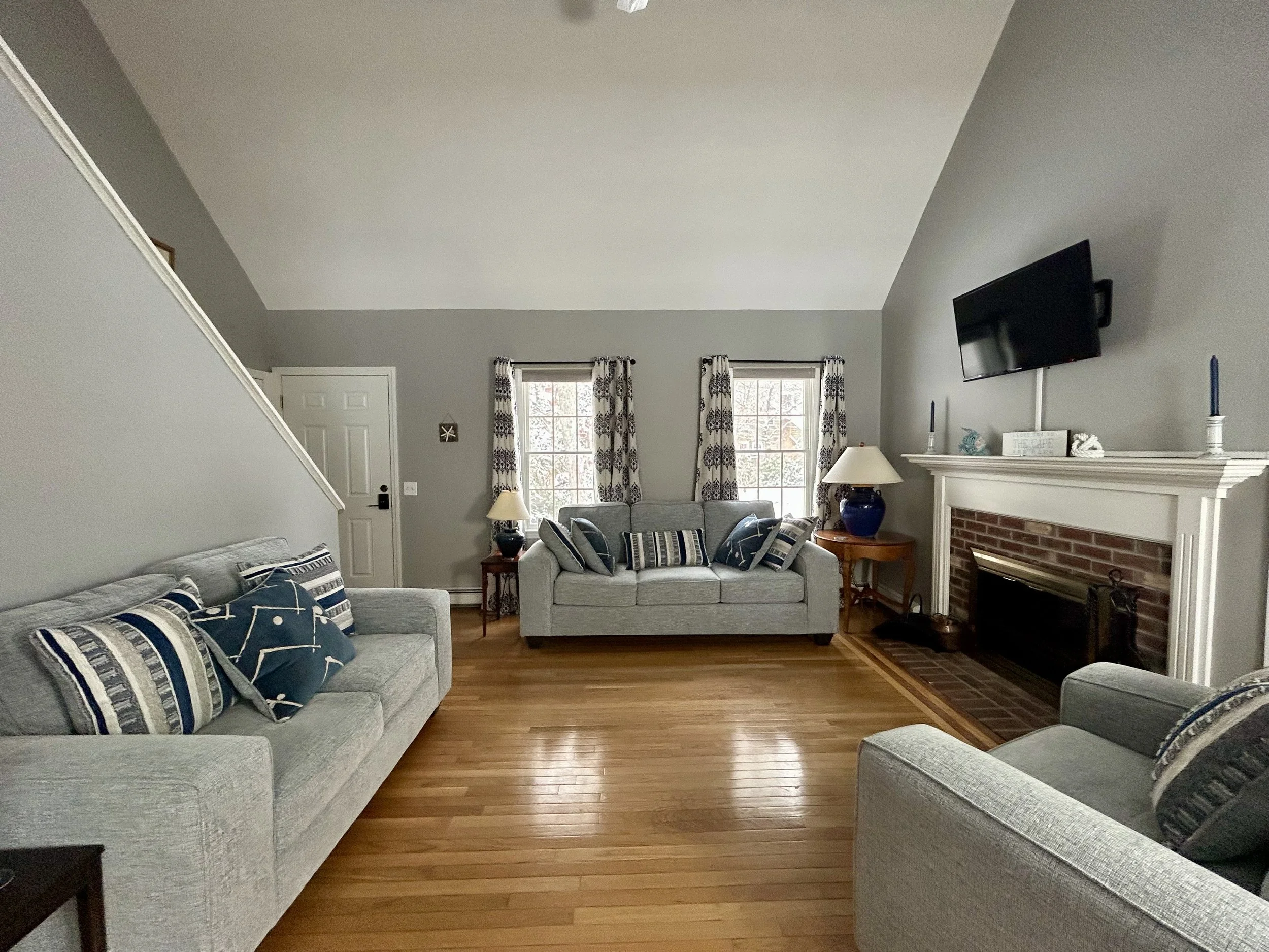 19 Featherbed Ln, Brewster