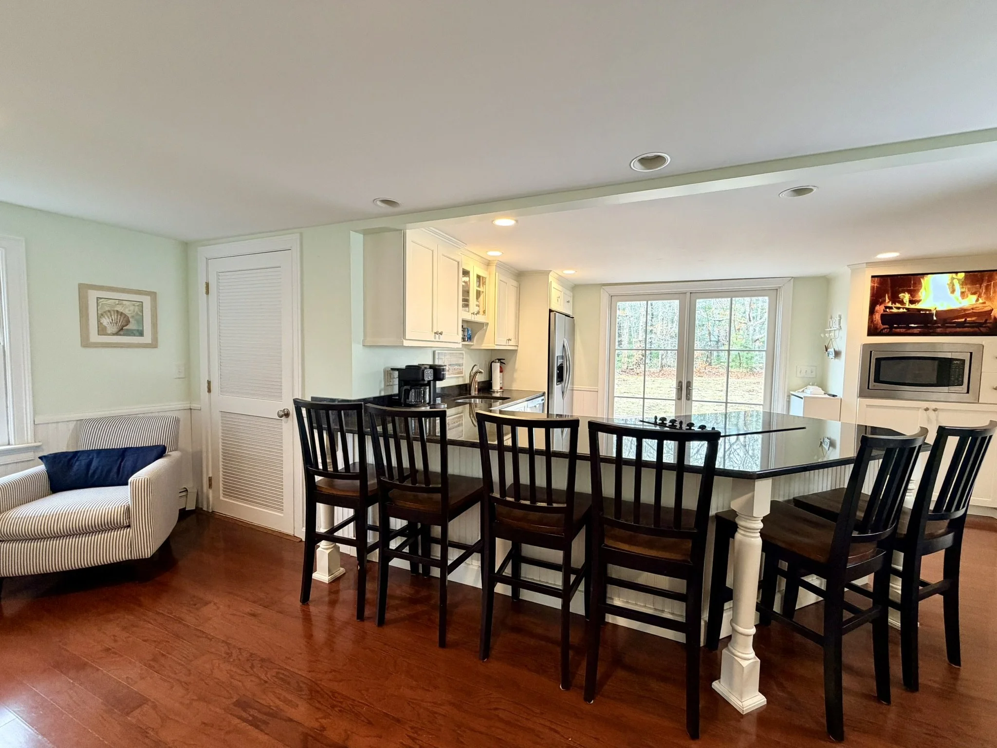Cape Cod Vacation Rental Management | Tuxfin Hospitality Property - Dog-Friendly Yarmouth Home for Short Term Bookings - Save Money over Airbnb & VRBO - Homeowners Rent Second Homes for Extra Income.