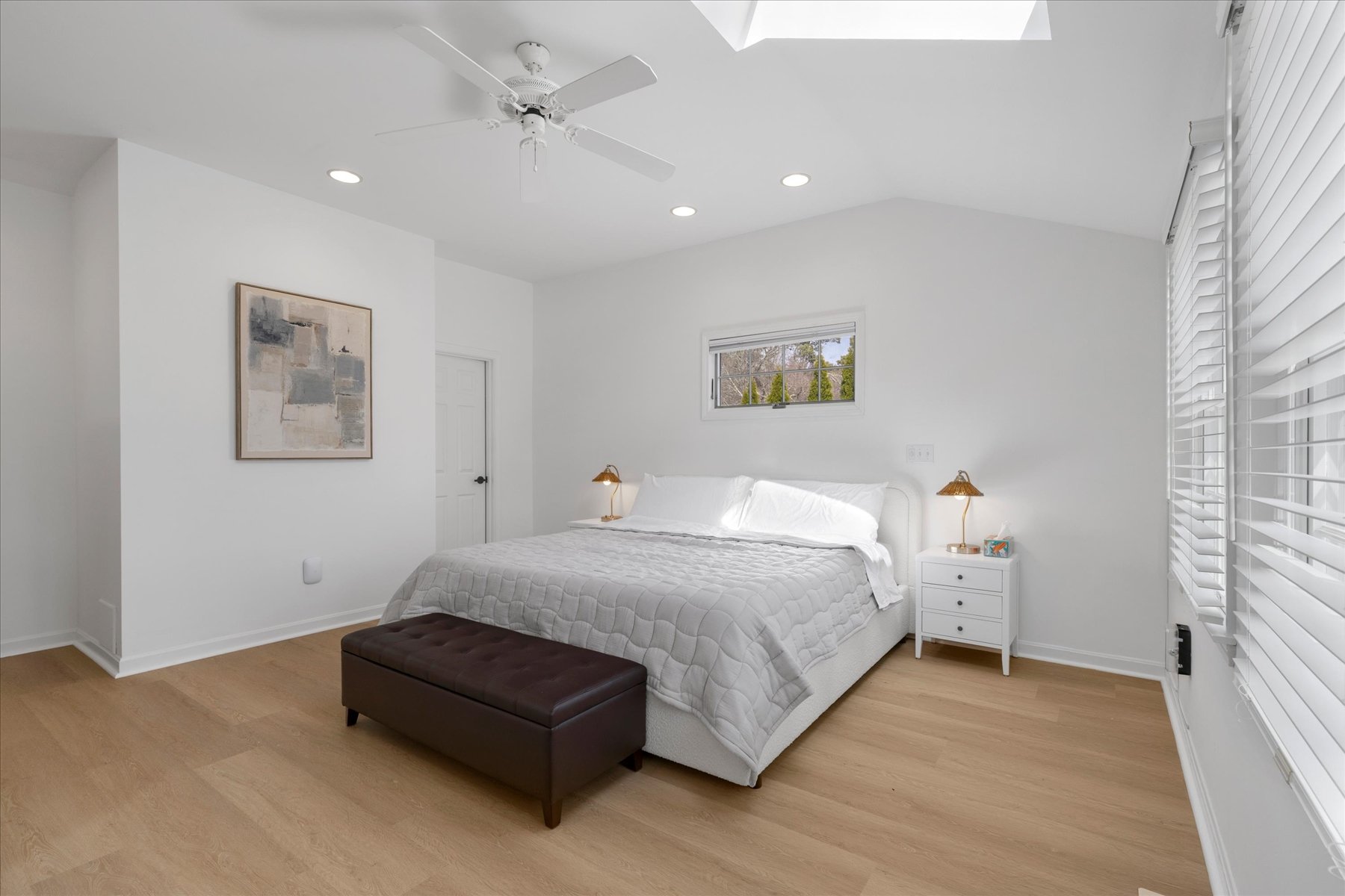 Cape Cod Vacation Rental Management | Tuxfin Hospitality Property - Dog-Friendly Yarmouth Home for Short Term Bookings - Save Money over Airbnb & VRBO - Homeowners Rent Second Homes for Extra Income. 100 Kingsbury Beach Eastham