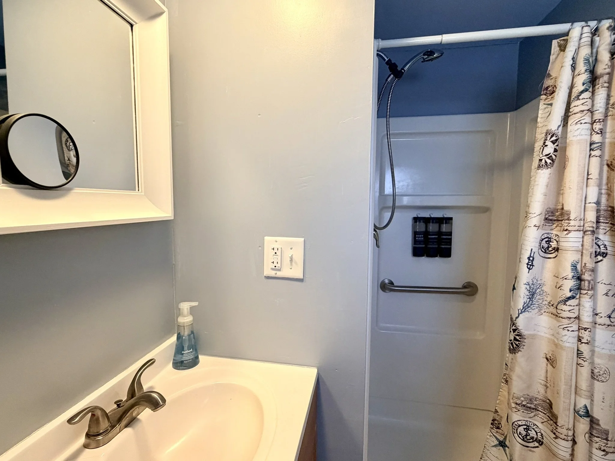 45 Prospect Ave - West Yarmouth - Vacation Rental Airbnb Walk to Beach
