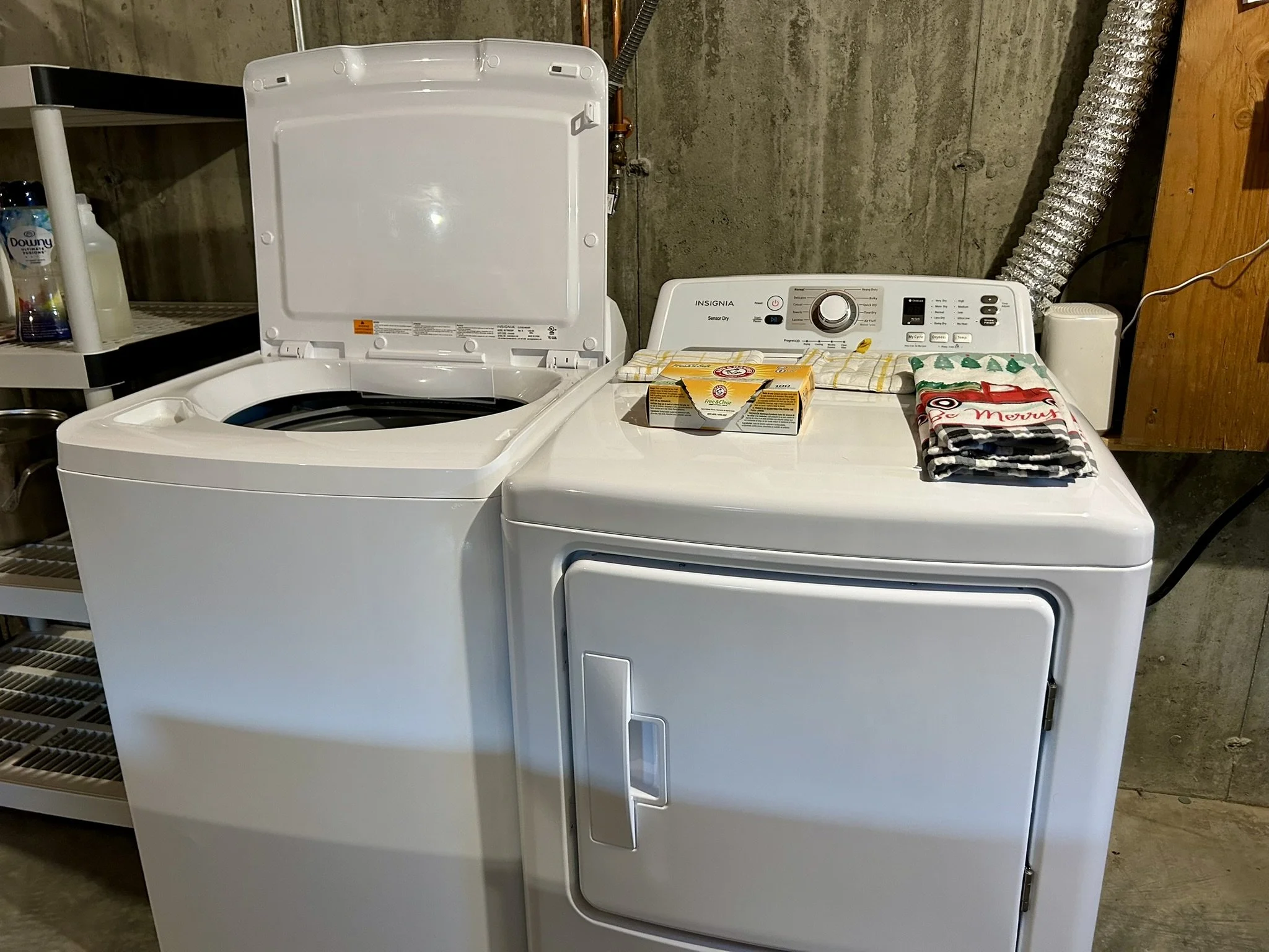 Cape Cod Vacation Rental Management | Tuxfin Hospitality Property - Harwich Dog Friendly Home - Passive Revenue for Homeowners. Harwich, Orleans, Brewster, Dennis, Yarmouth, Chatham, Eastham. Save Money over Airbnb & VRBO