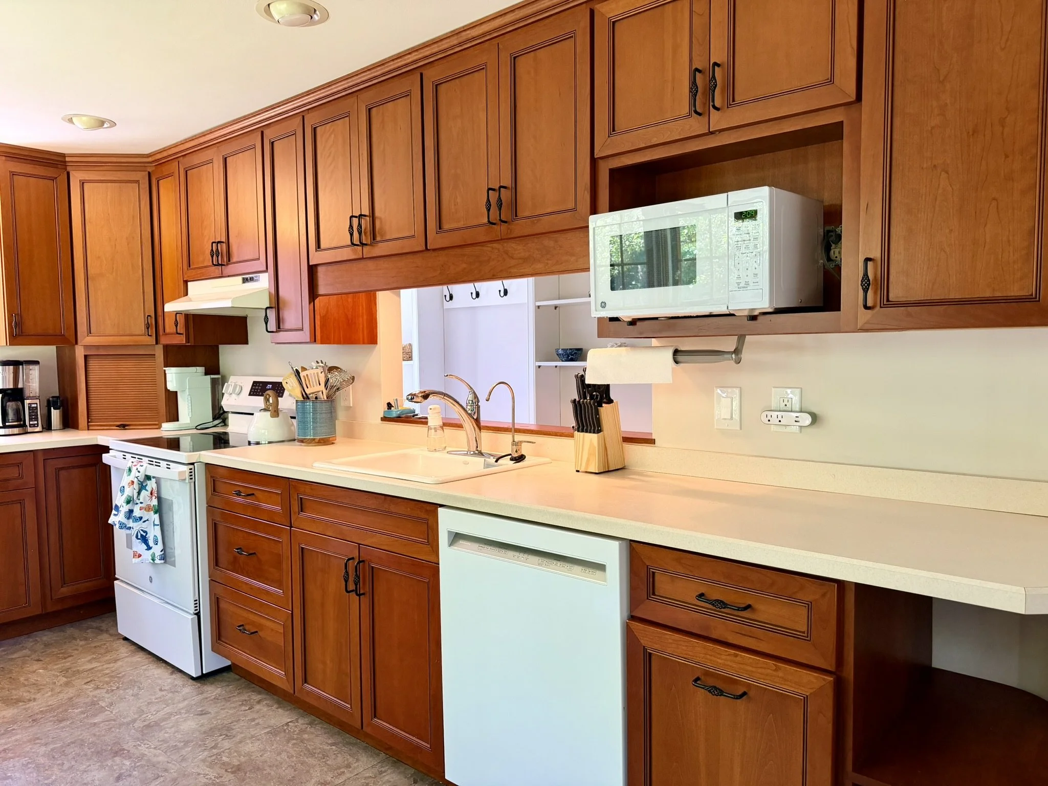 Short Term Rental Cape Cod, Brewster, Close to Beaches and Restaurants. Vacation Rental Management by Tuxfin Hospitality