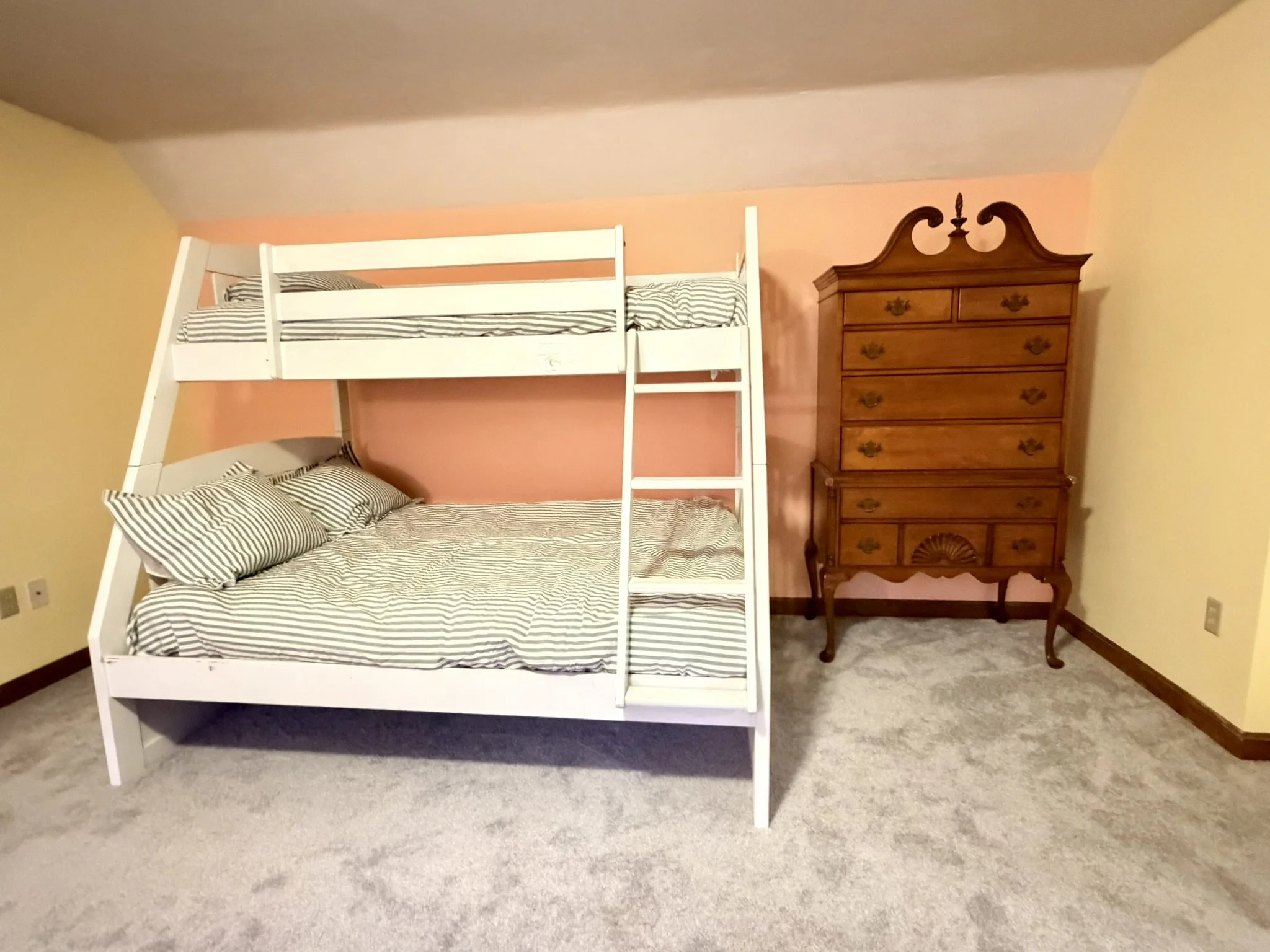 Cape Cod Vacation Rental Management | Tuxfin Hospitality Property - Dog-Friendly Yarmouth Home for Short Term Bookings - Save Money over Airbnb & VRBO - Homeowners Rent Second Homes for Extra Income.