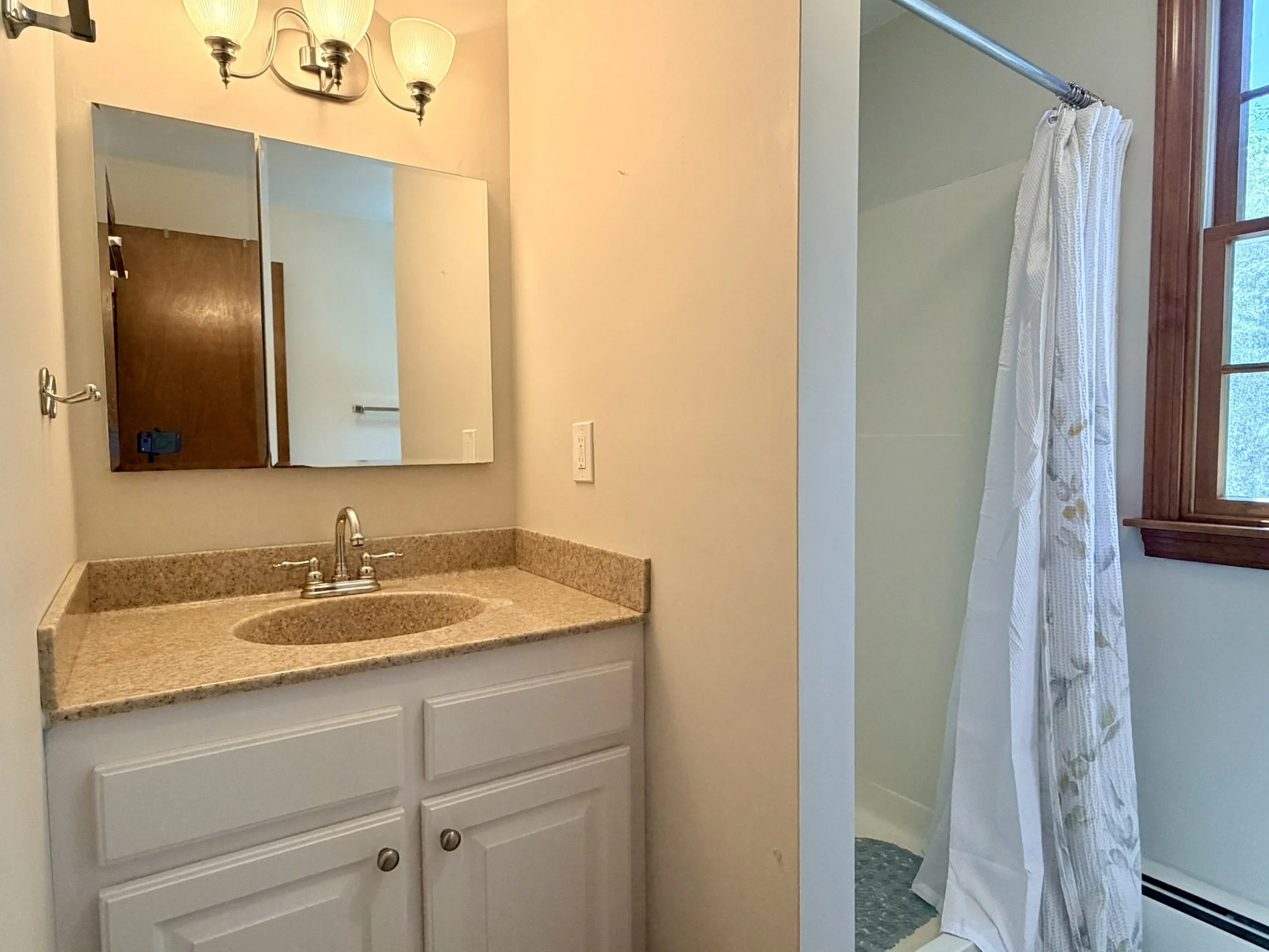 Short Term Rental Cape Cod, Brewster, Close to Beaches and Restaurants. Vacation Rental Management by Tuxfin Hospitality