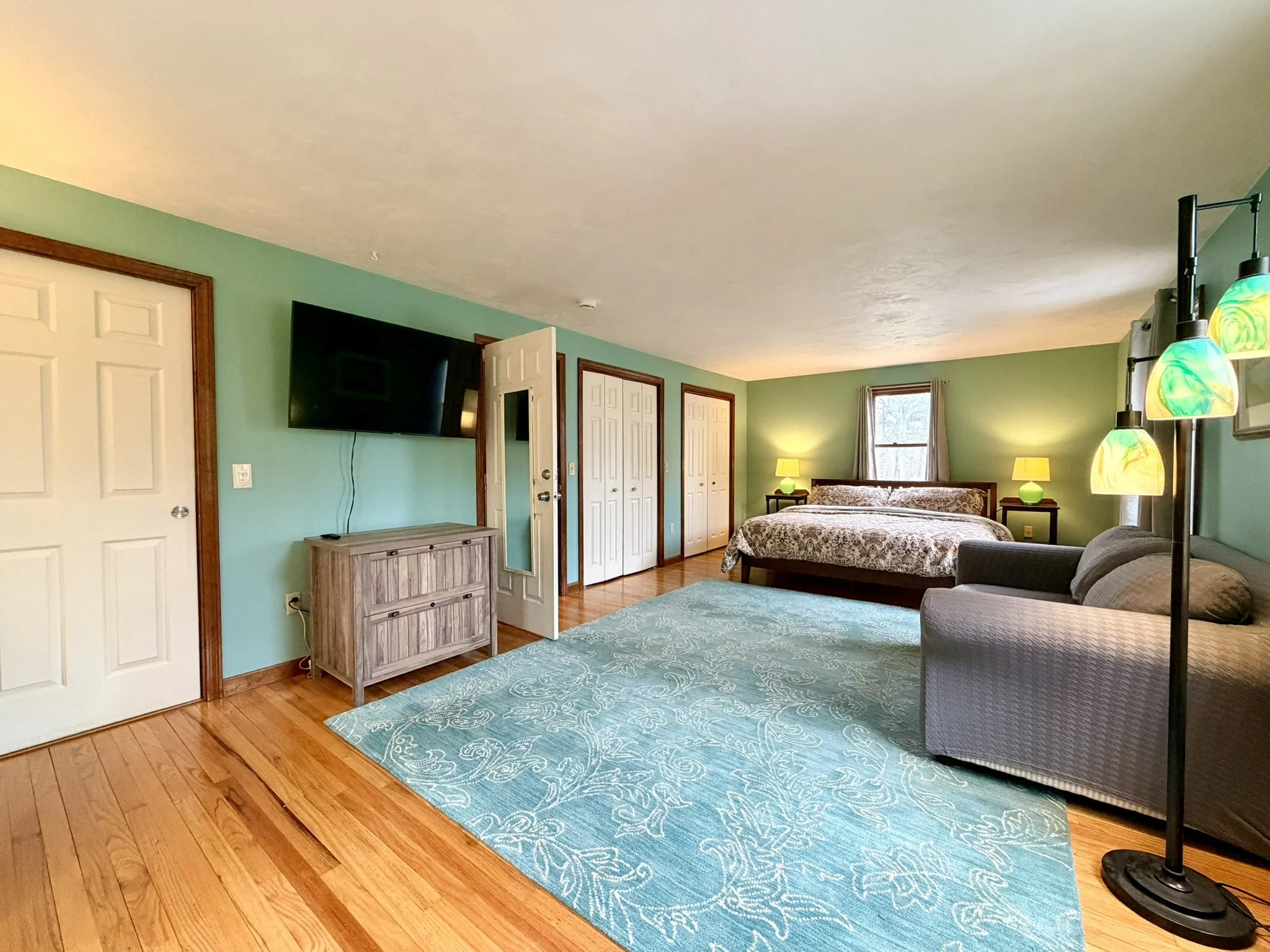 Cape Cod Vacation Rental Management | Tuxfin Hospitality Property - Dog-Friendly Yarmouth Home for Short Term Bookings - Save Money over Airbnb & VRBO - Homeowners Rent Second Homes for Extra Income.