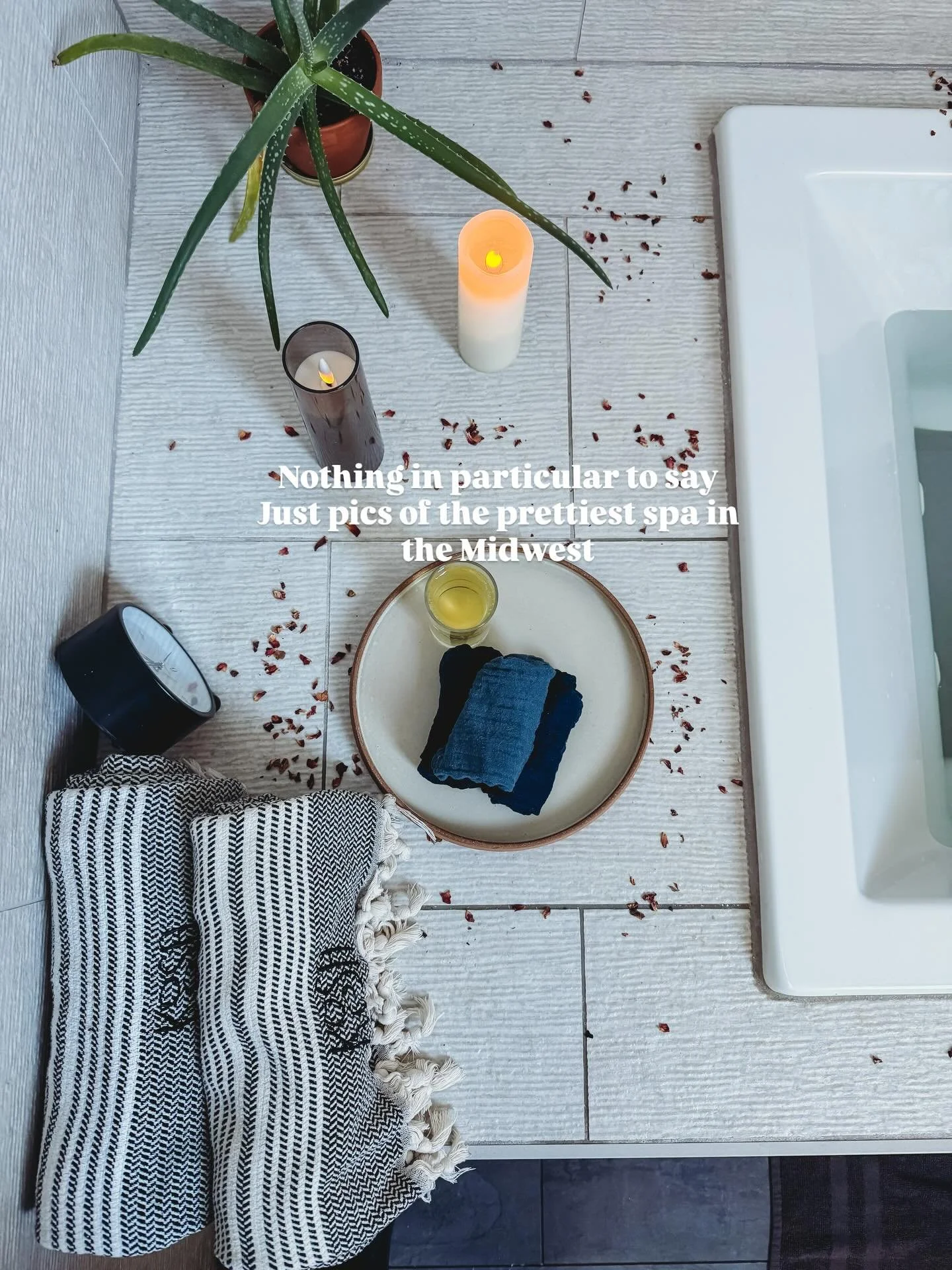 You all talk about how much you love it, so we just thought we would share more pretty stuff with you. 

We love our space.  Every person on this team curates the little details. 

The dried flowers, crystals, stones, trays. The way we fold towels an