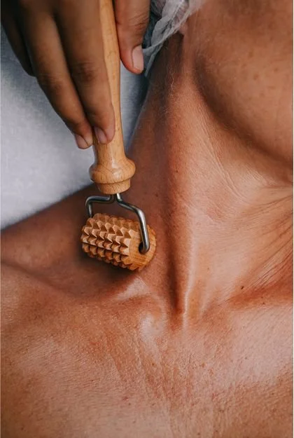 Targeted Clarifying Chest Treatment for sun-damaged and breakout-prone décolletage in Ashburn, VA.