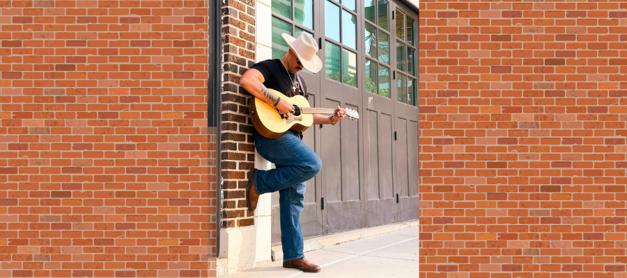 Live Music - Elijah Harris 