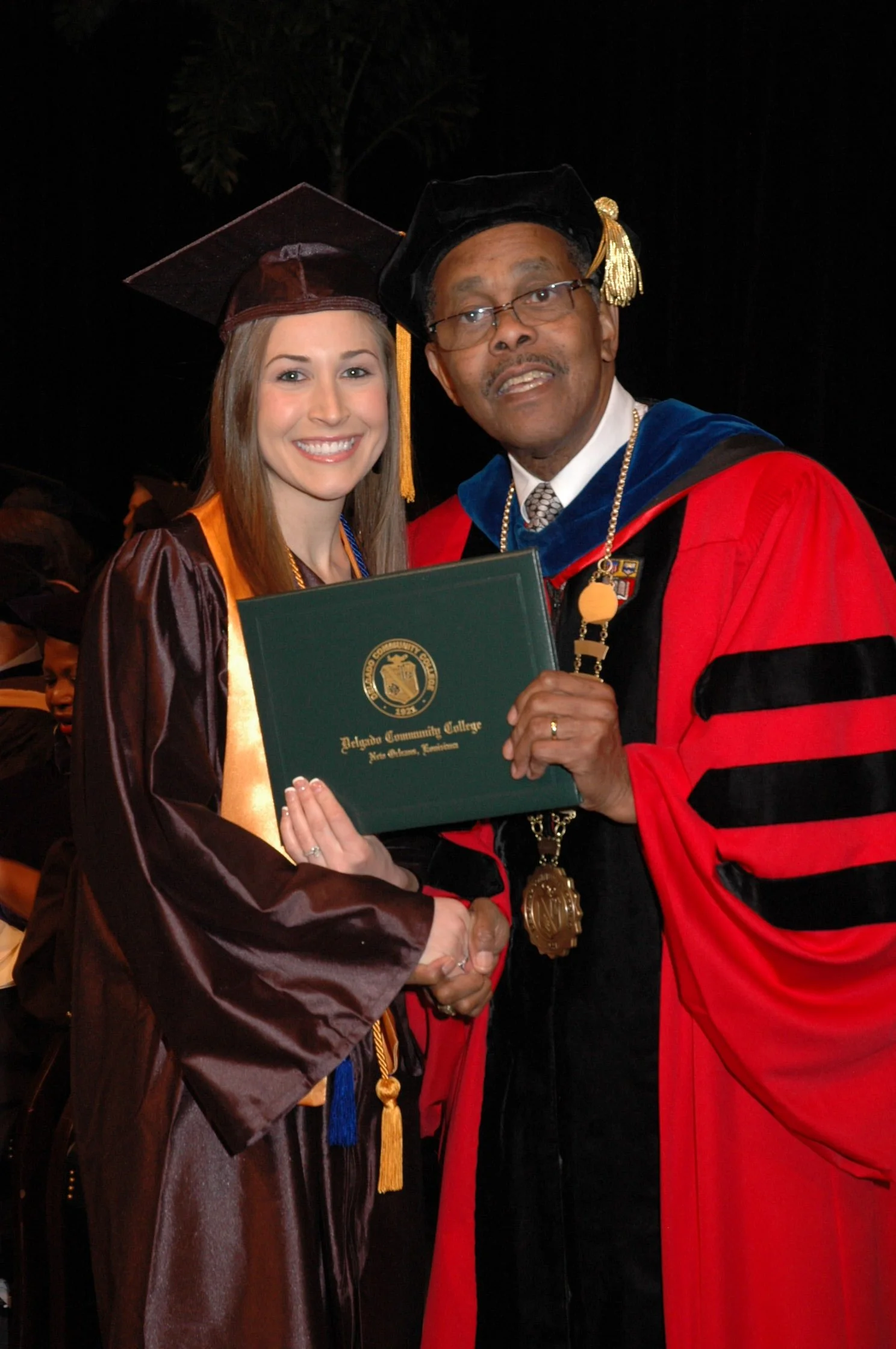 Candid Campus Photography - Fine Graduation Photography Since 1976