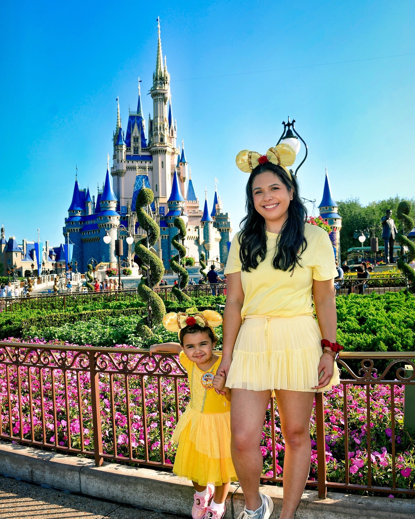 A random assortment of photos from our first day at Disney World exploring Magic Kingdom ✨