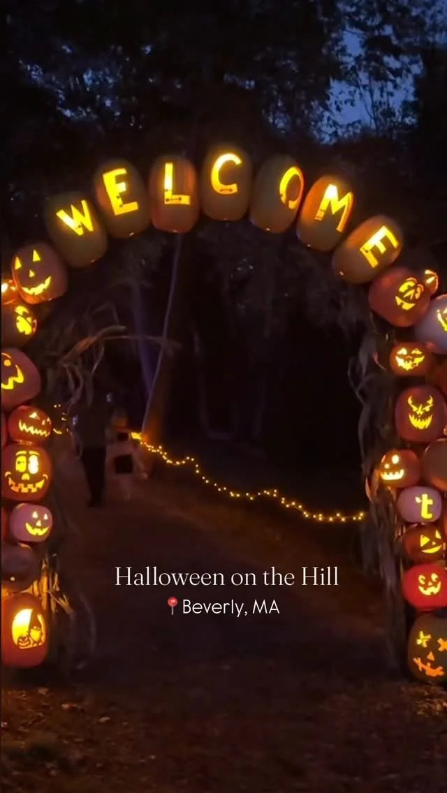The @thetrusteeslonghill Halloween on the Hill was the perfect semi-spooky night. Took us a little over an hour (with a quick snack break) to walk through the trails illuminated with hundreds of pumpkins and Halloween displays. 
My three year old lo