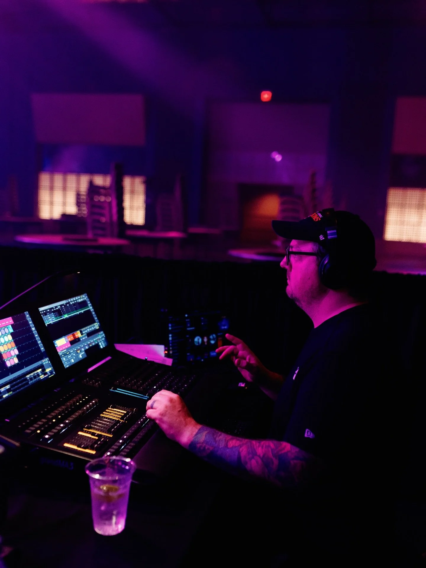 What an honor to collaborate with @travelmation and @divergentcollectives to bring their vision to life for this amazing conference &mdash; thank you for having us!

photos by @alyssamorganphoto