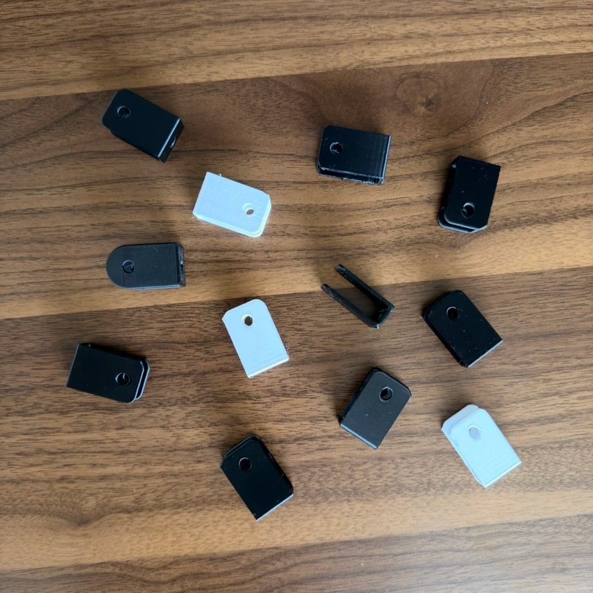 U-BRACKETS