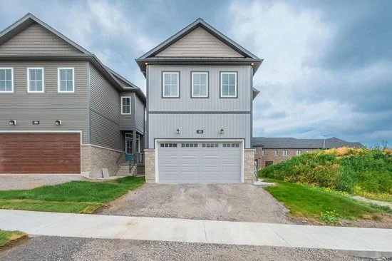 Lower - 303 Mullighan Gardens