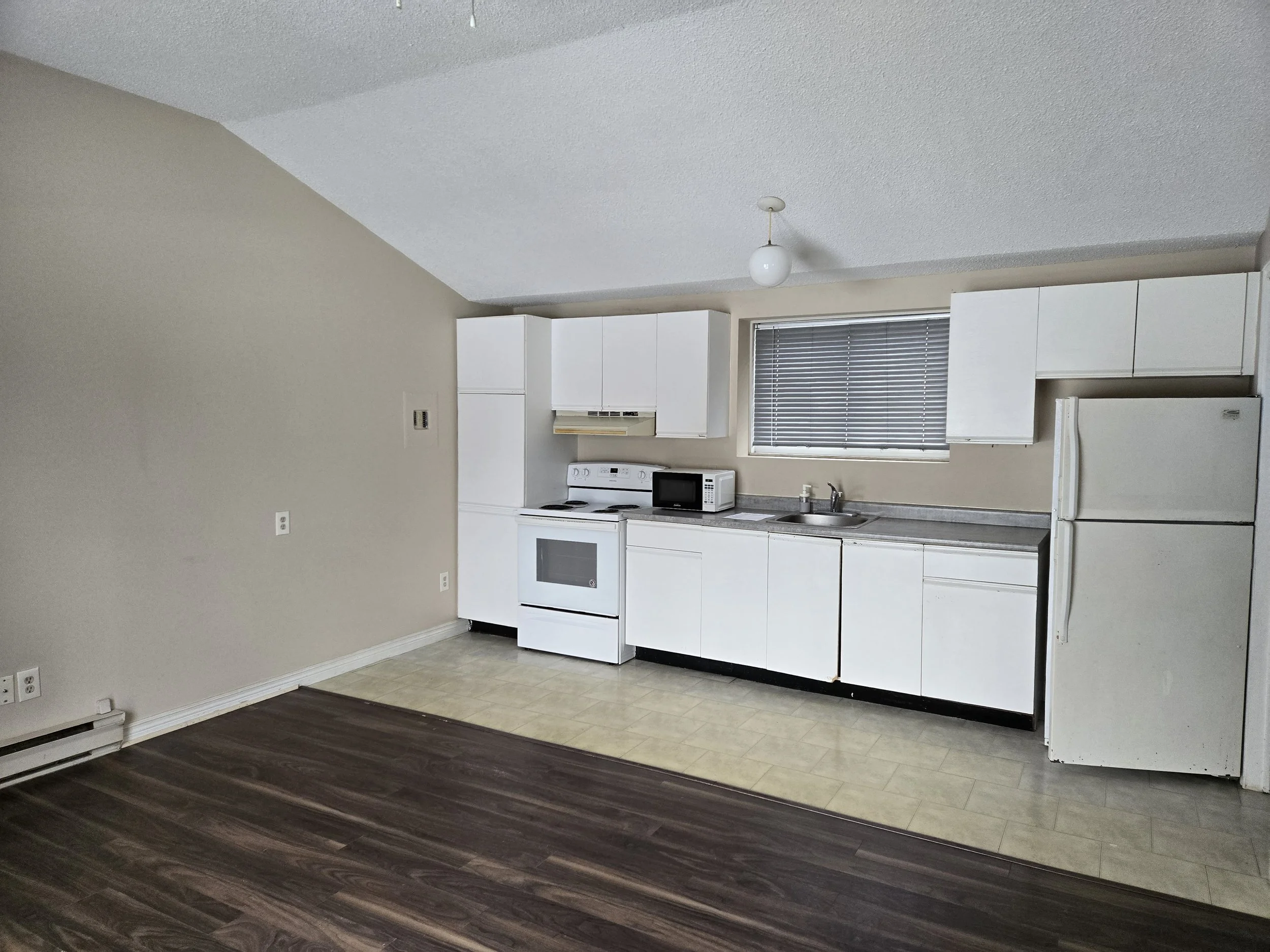 Unit 2 - 11 Argyle Street