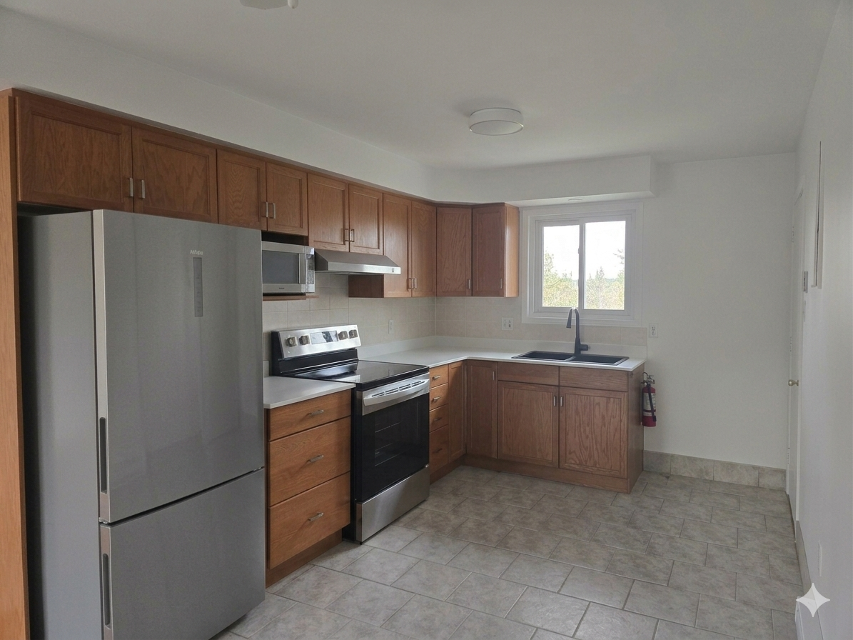 Unit 4 - 308 Riverview Heights