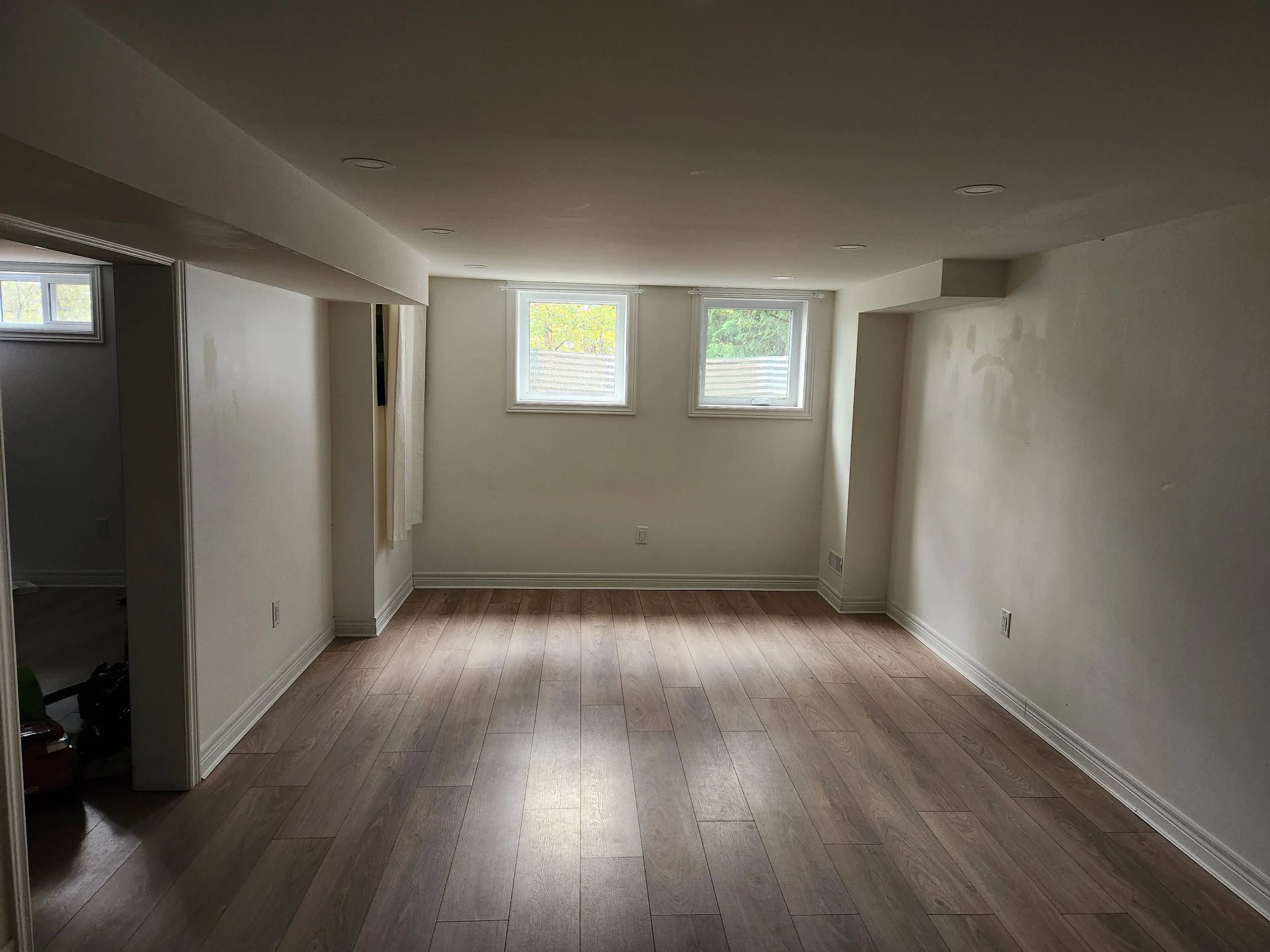 Lower - 377 Applegrove Avenue