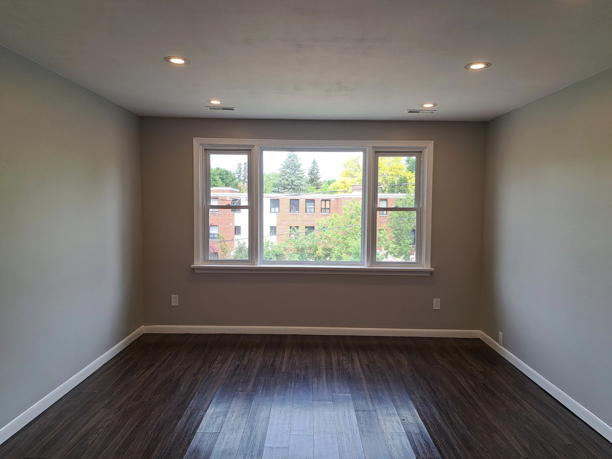 Upper Unit - 713 Maryland Avenue
