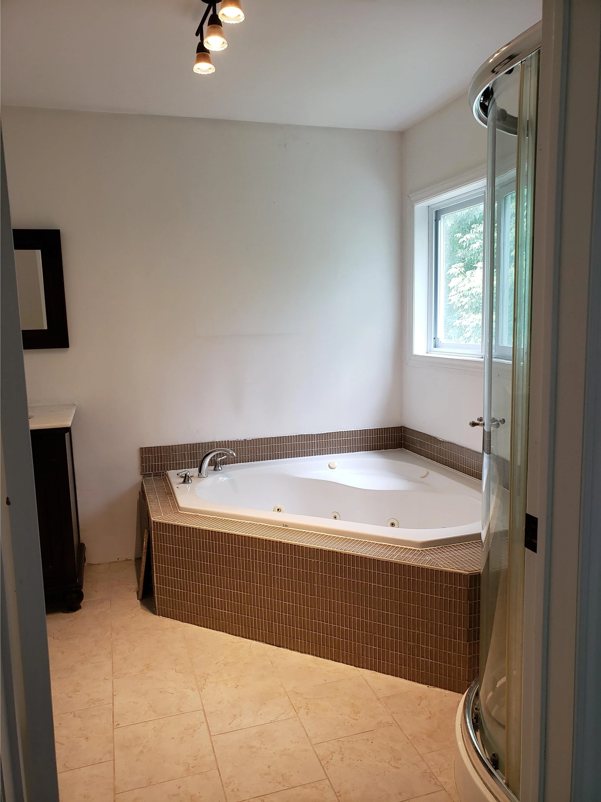 Ensuite.jpg