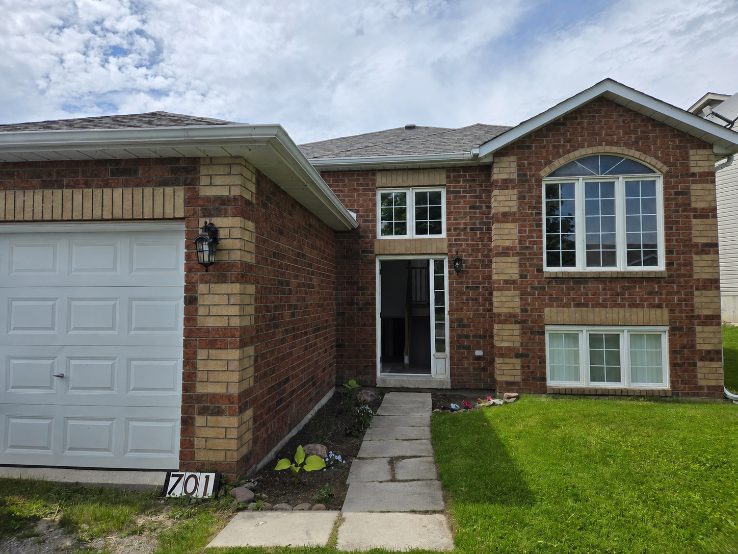 701 Trailview Drive