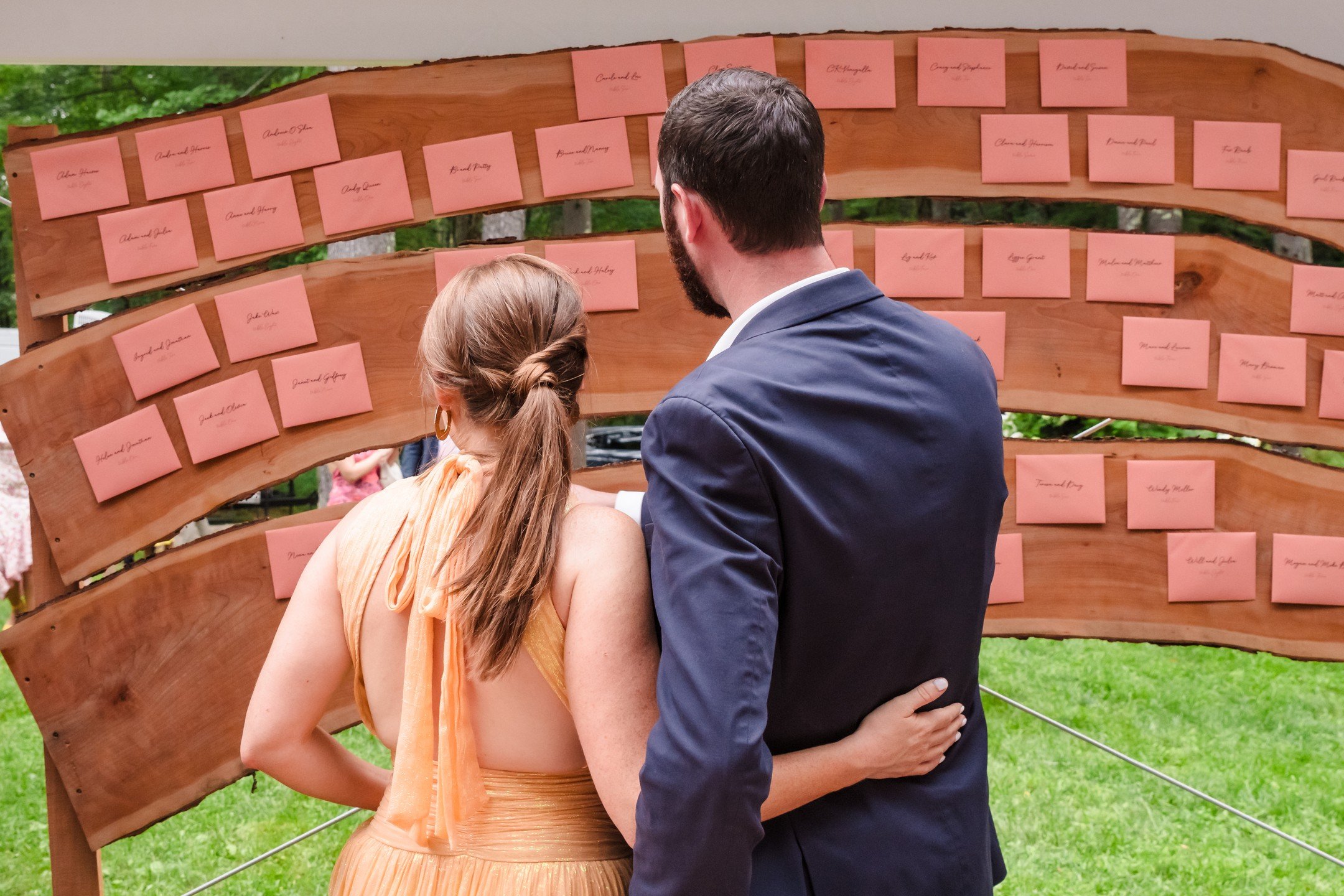 Nothing like making your guests feel loved with personalized letters from the bride and groom