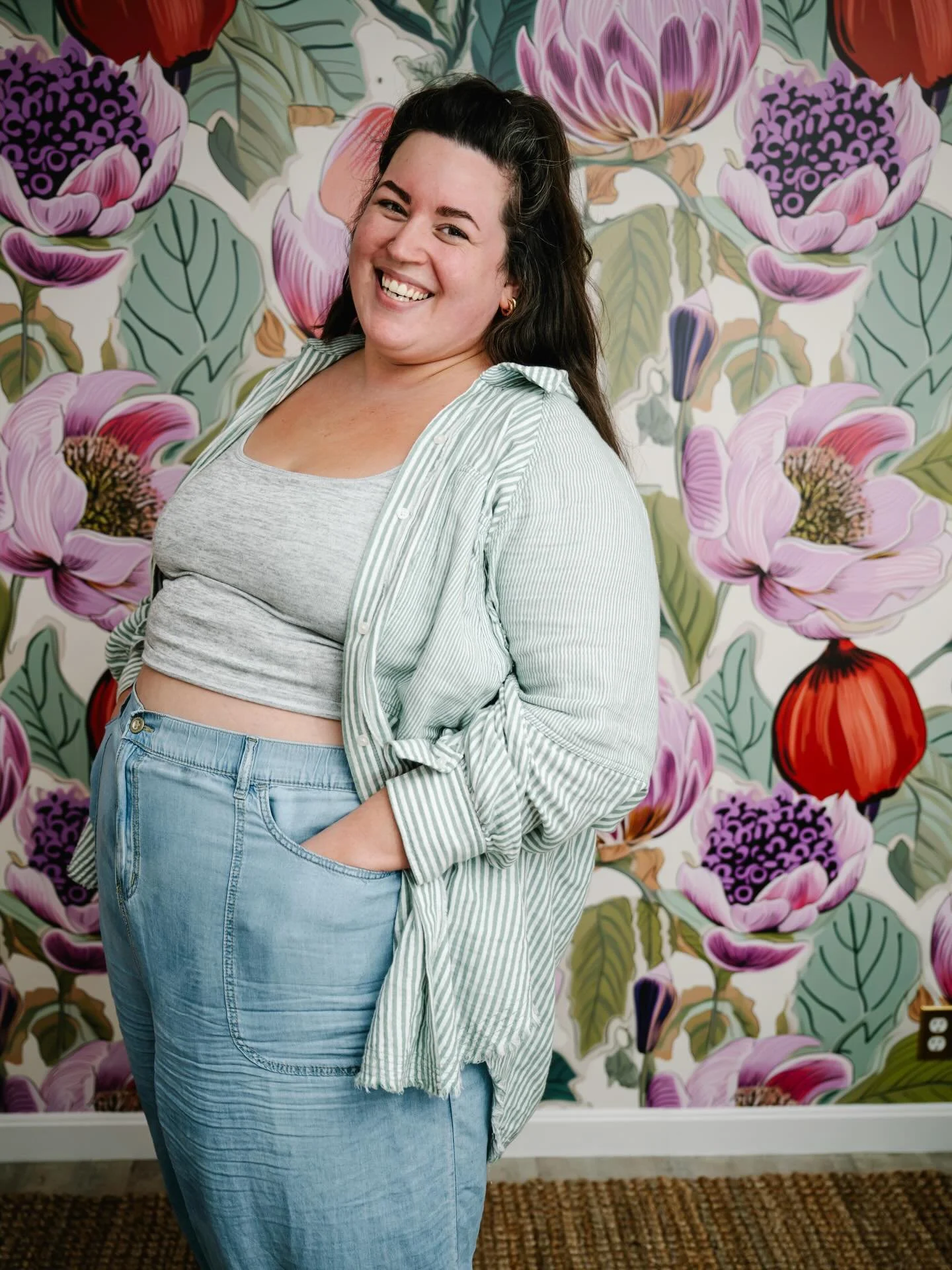 VENDOR SPOTLIGHT!!!!

I&rsquo;m Kaitlin - a thirty-five year old artist who spends my time learning as much as I can, leaning into life&rsquo;s messiness, chasing joy, and documenting it all along the way.

I begrudgingly shot my first wedding in 201