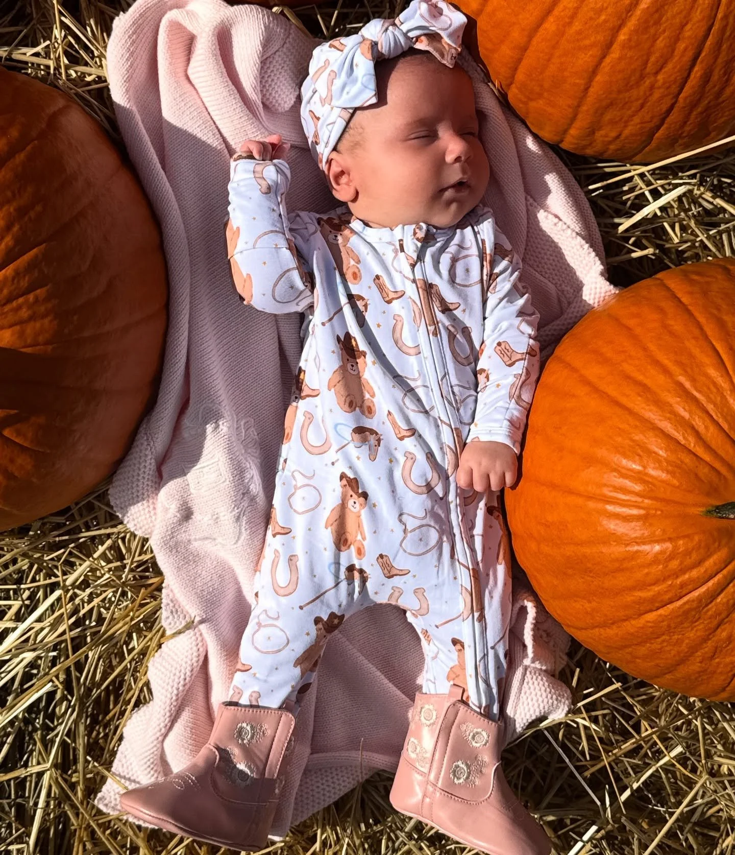 Giddy up cowgirls! 🐎 Our rodeo inspired &lsquo;Tiny Outlaws&rsquo; collection is coming to town! 📆 Mark Friday October 17th in your calendars for the pre-sale of this rootin&rsquo; tootin&rsquo; sweet little fit! 🤎 Quantities are limited so be sur