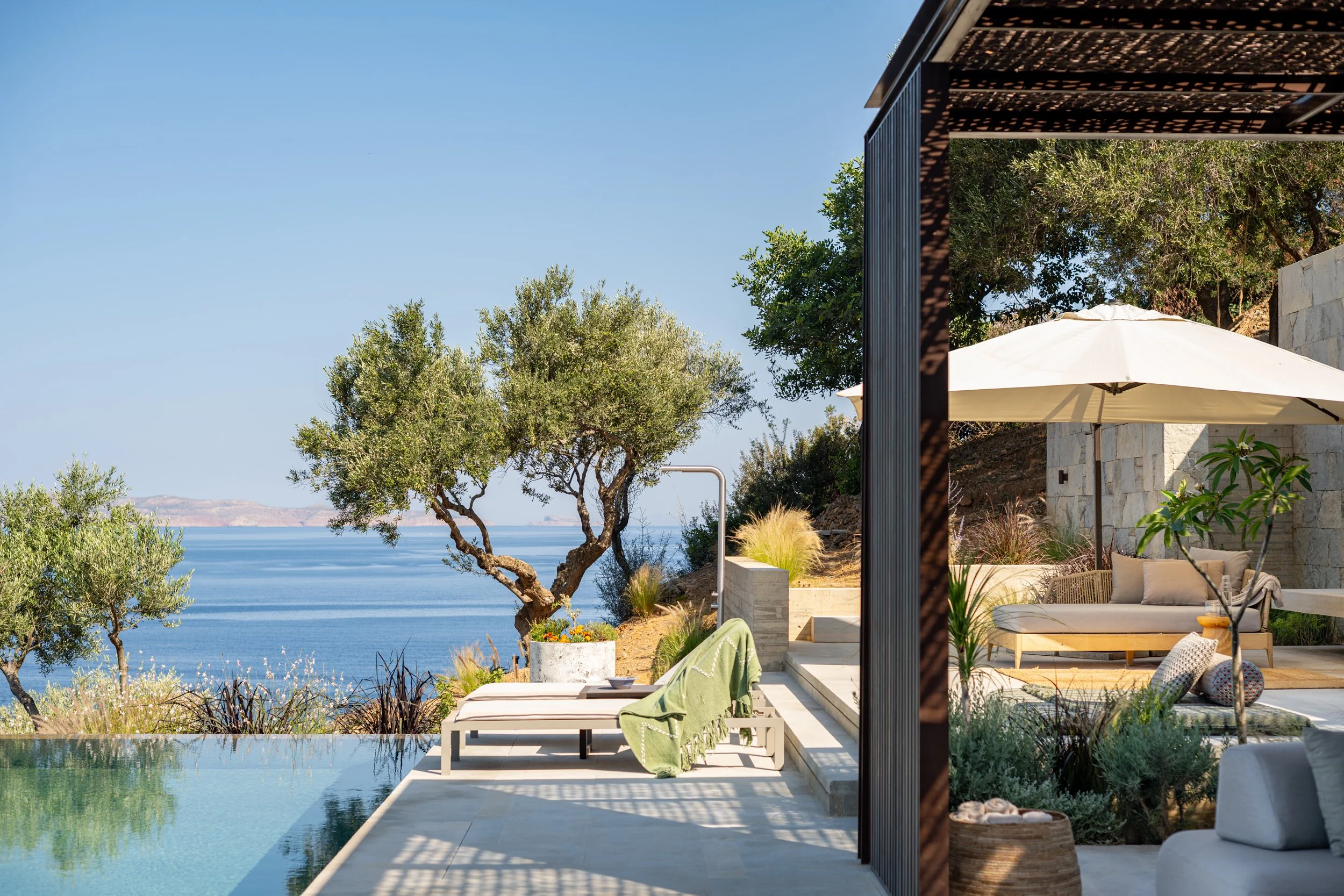 Copy of Garden and Pool online rez-7.jpg