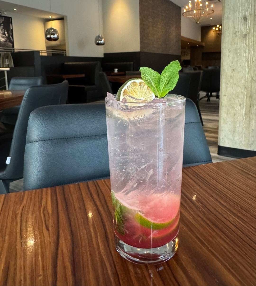 Cool, calm, and collected 😌 That&rsquo;s how you&rsquo;ll feel sipping on our Raspberry Mojito that we&rsquo;re serving up for On The Rocks Thursday ✨ Swing by and let us mix you up a refreshing mojito, spritz or marg 🍹

Call or DM us to book your 
