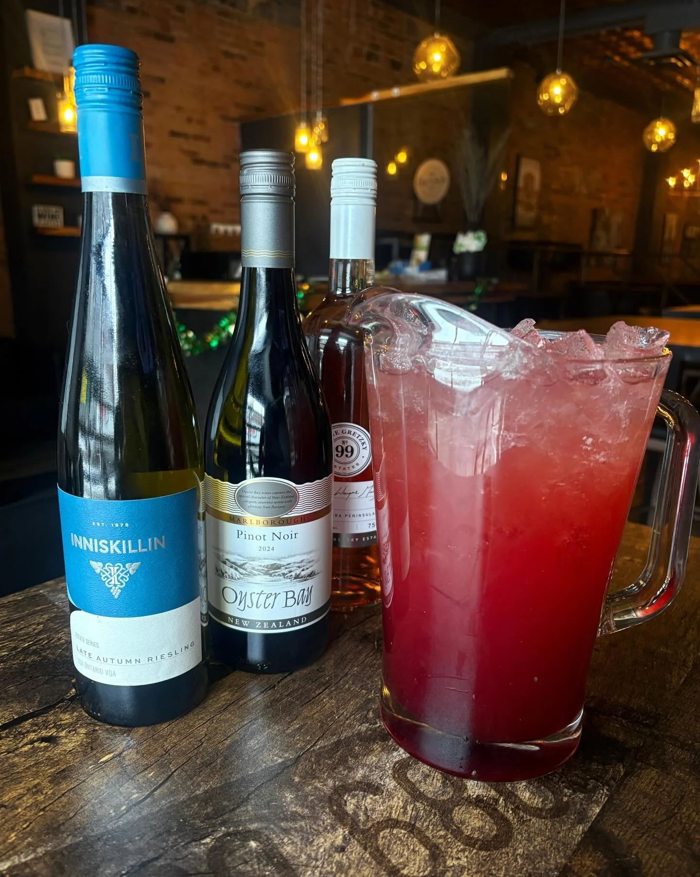 Meet us halfway 😉
&frac12; off bottles of wine + sangria pitchers every Wednesday.

Reservations | Link in bio or call (613) 549-0505

 #mydowntownkingston #kingstonlocal #YGK