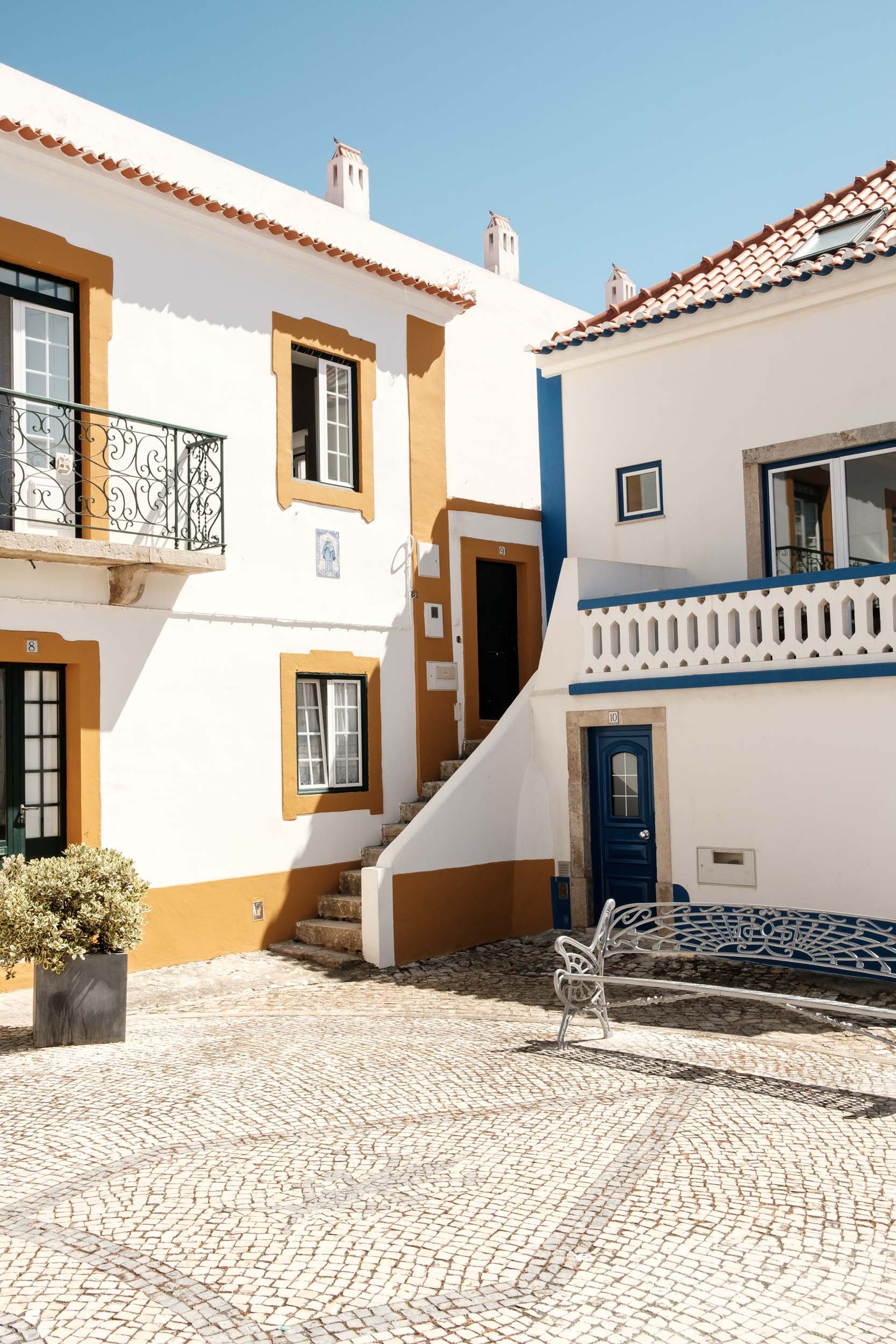Gekleurde huizen in de Algarve Portugal