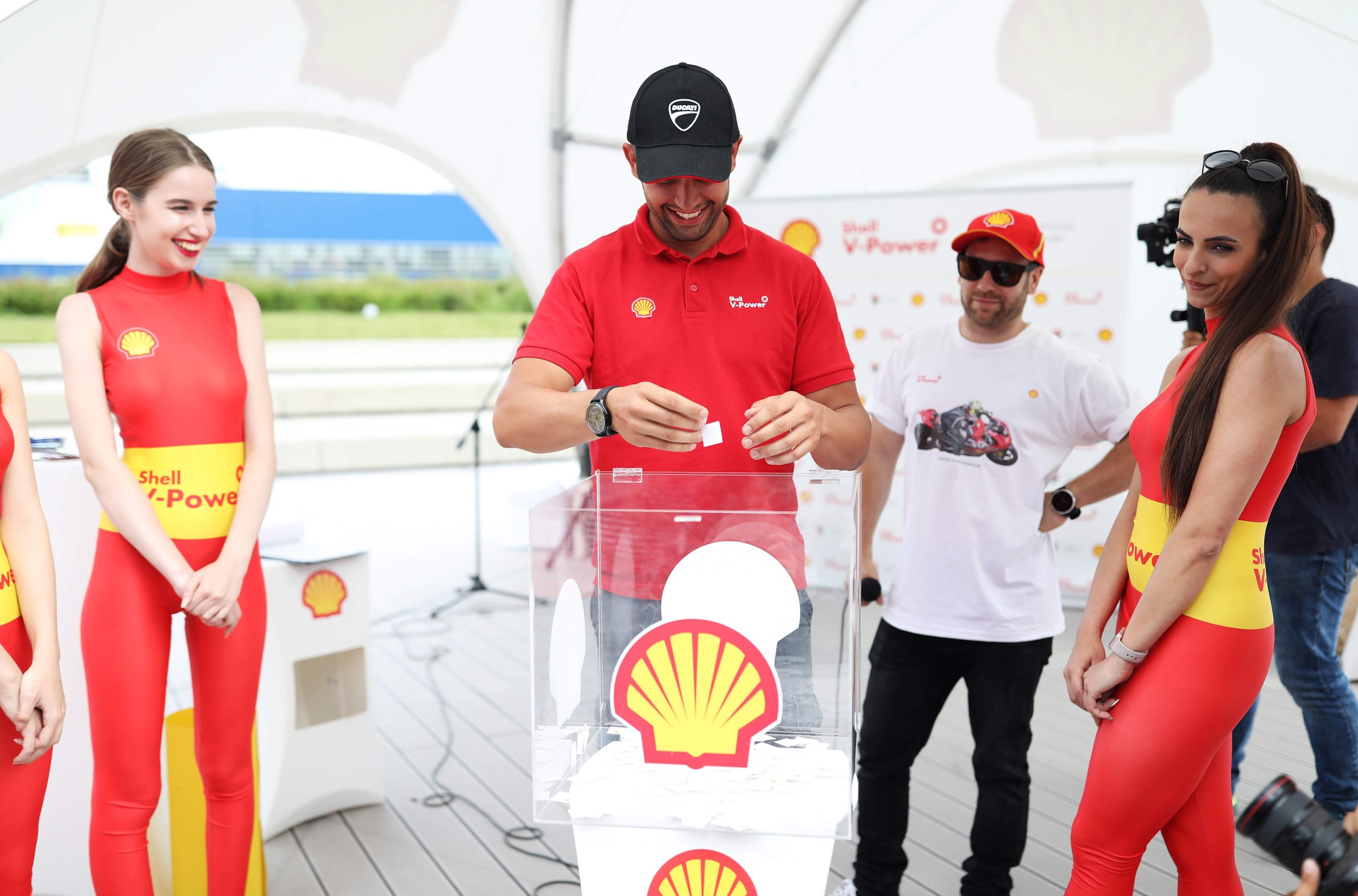 CS COL Branded - Automotive - Shell - Ducati - Sofia - BG 05.jpg