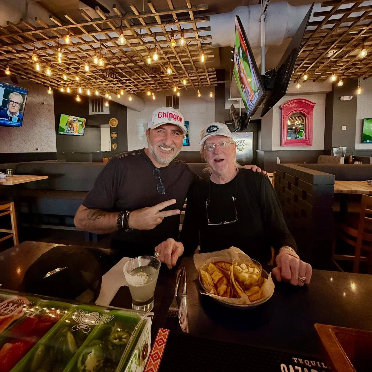 Brunch with friends. Often. #brunchtime #brunchatl #chicocantinaatl #mexicanrestaurant #gameday #dinelocal #townbrookhaven