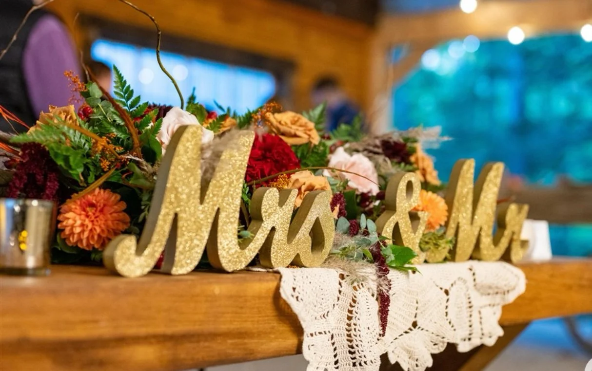 sweetheart table.PNG