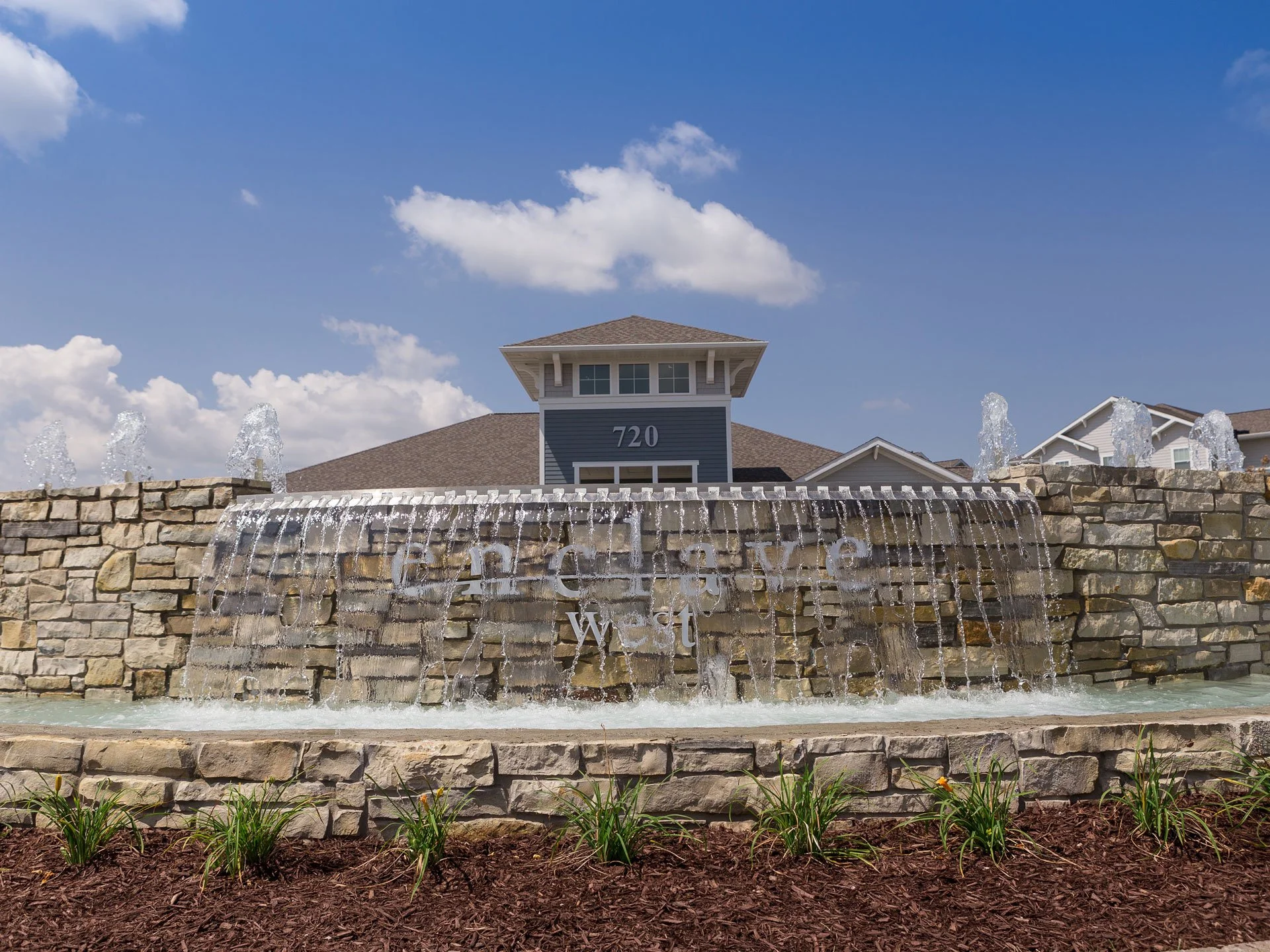 enclave-west-fountain-view2.jpg