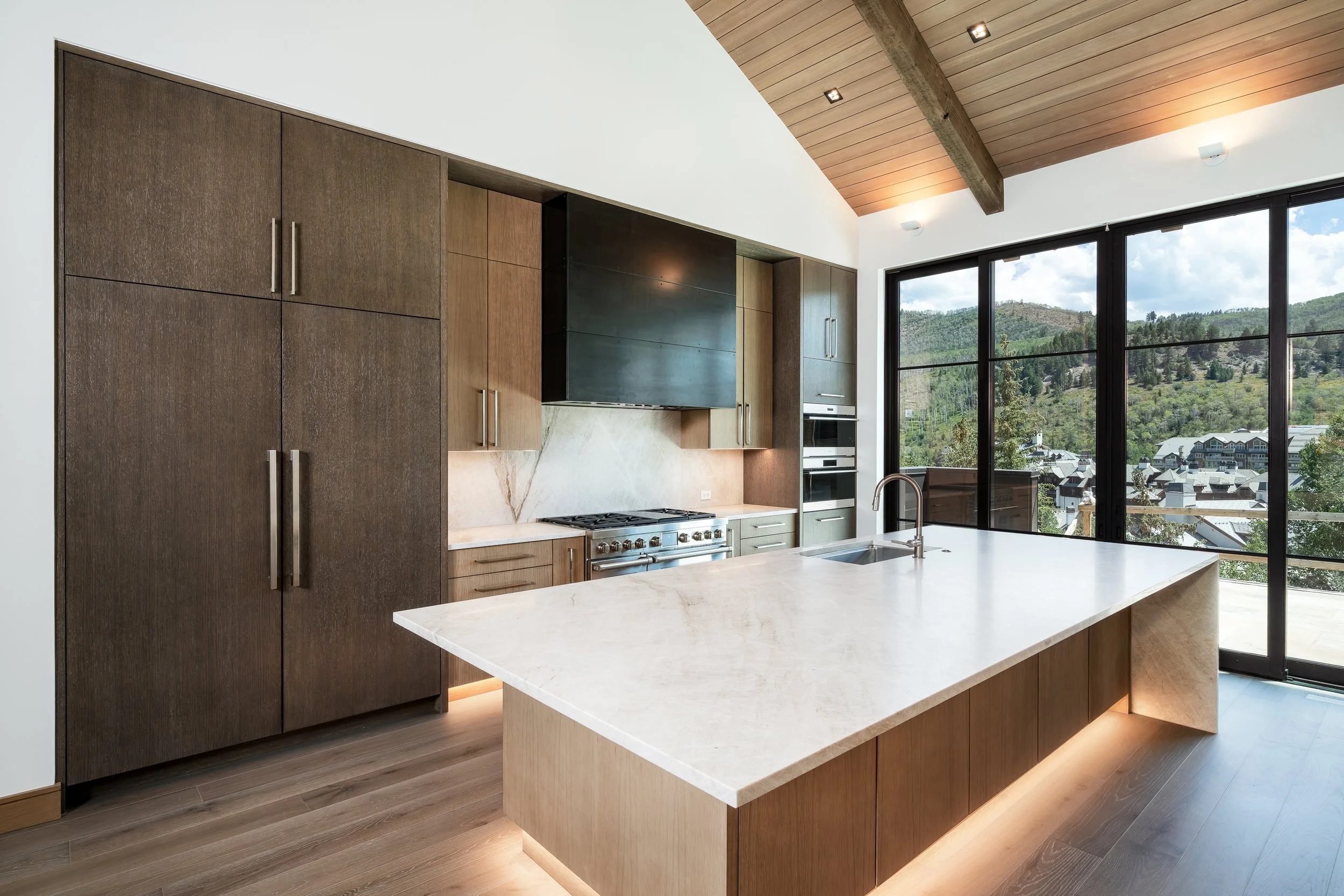 Alpenglow_Residences_015.jpg