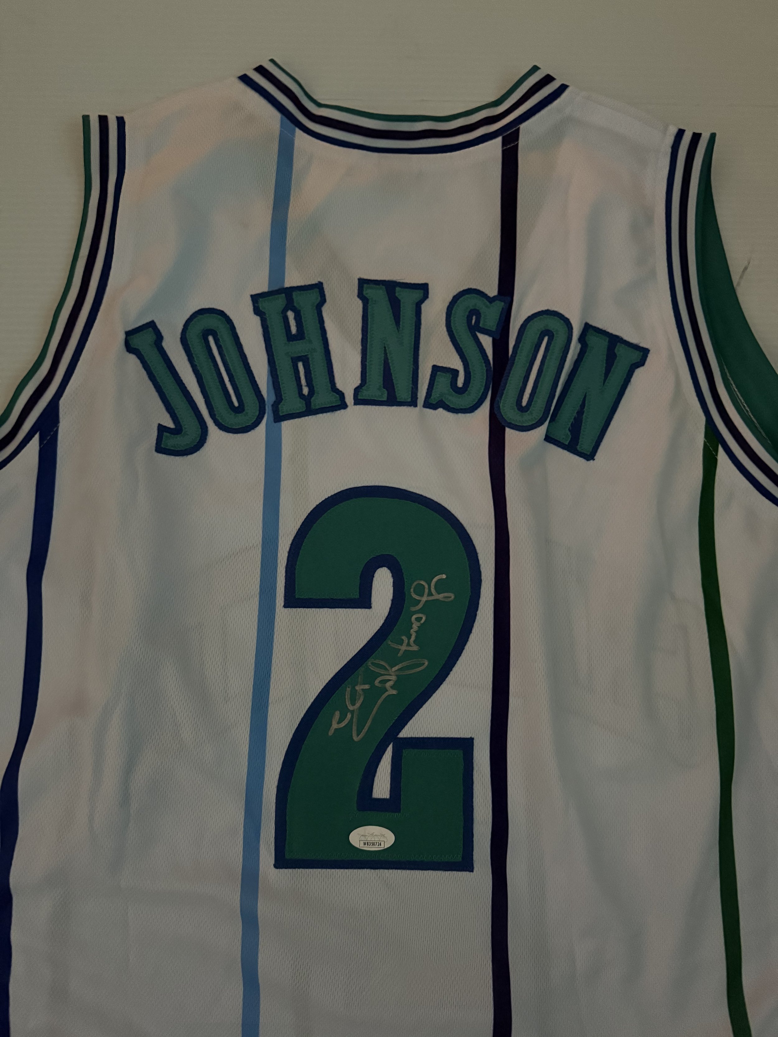 LARRY JOHNSON JERSEY AUTO