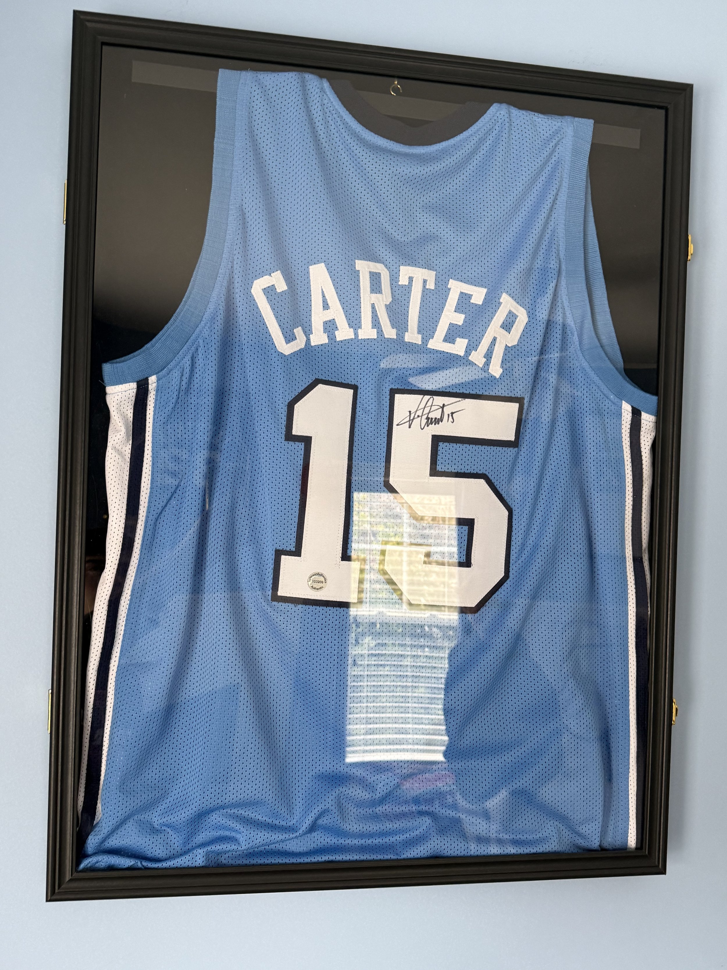 VINCE CARTER JERSEY AUTO