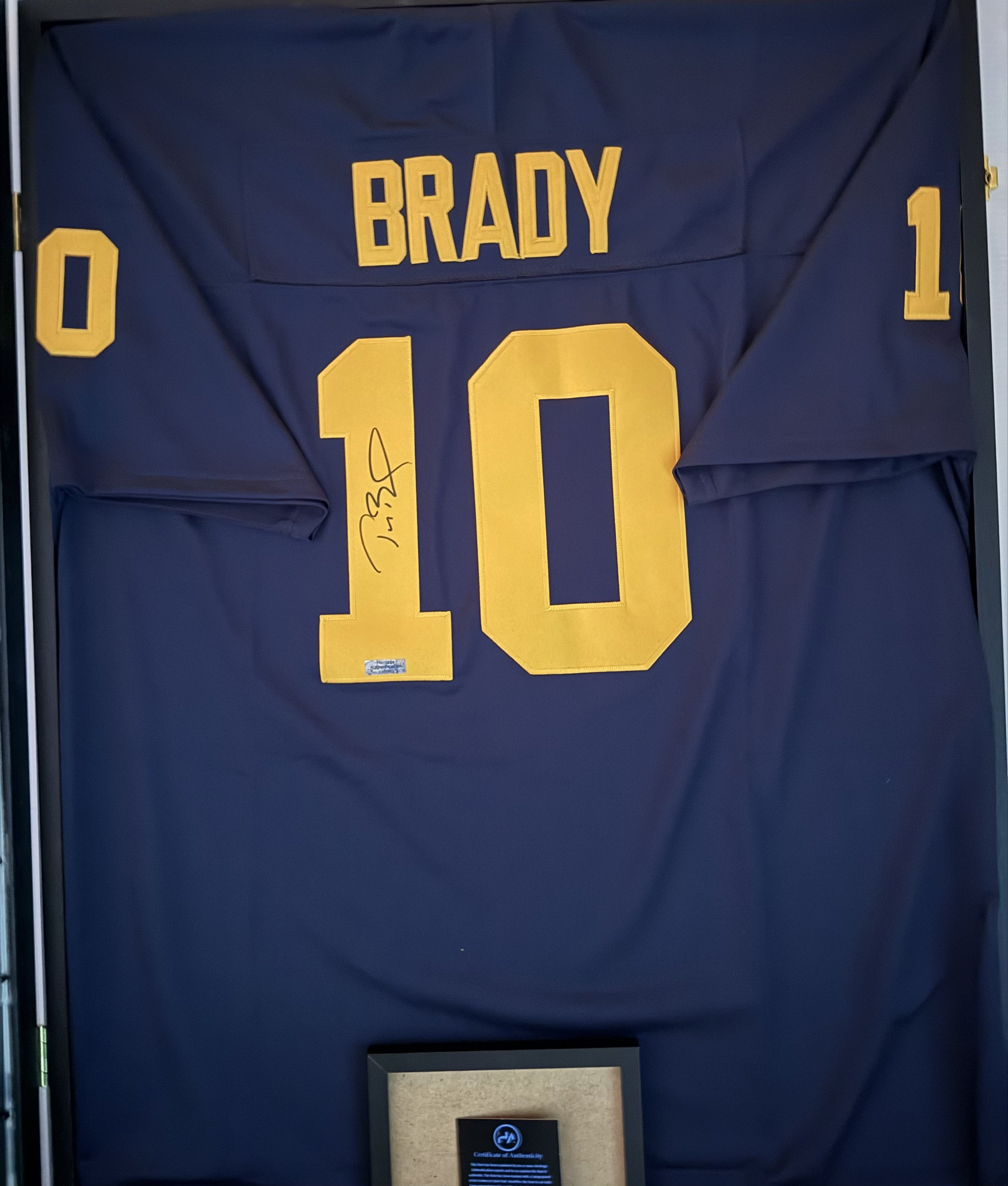 TOM BRADY MICHIGAN JERSEY AUTO