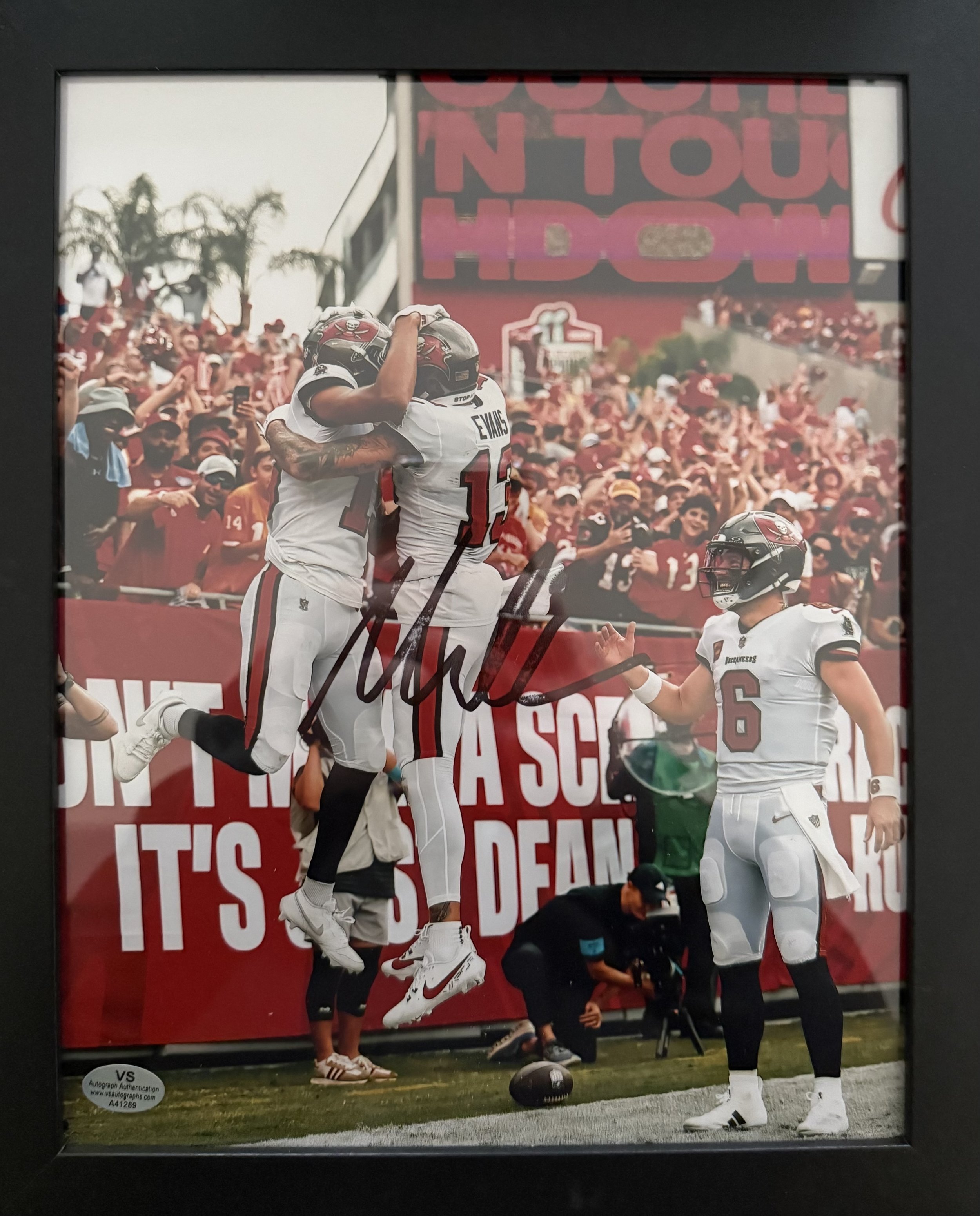 MIKE EVANS PICTURE AUTO
