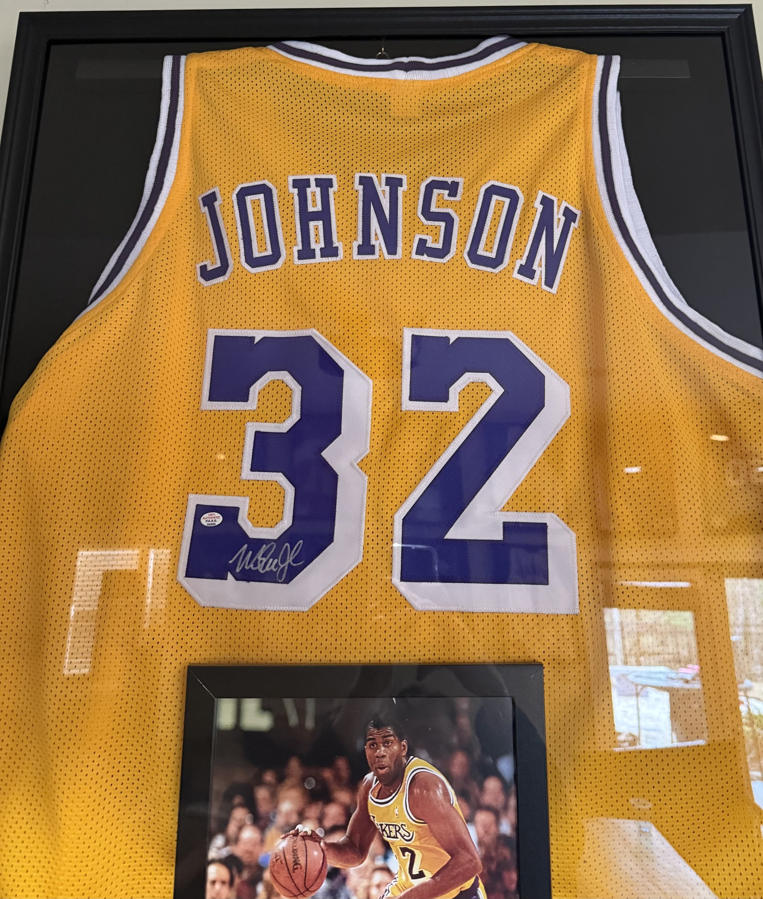 MAGIC JOHSNON JERSEY AUTO