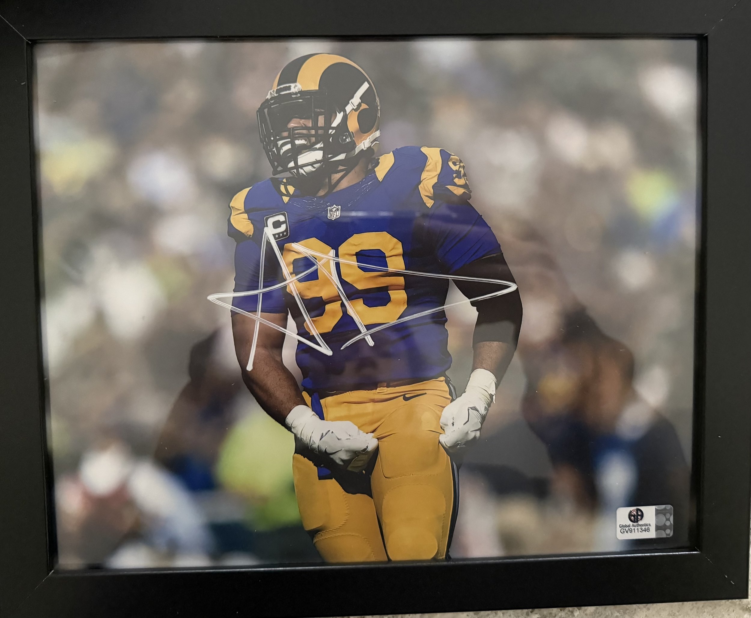 AARON DONALD PCITURE AUTO
