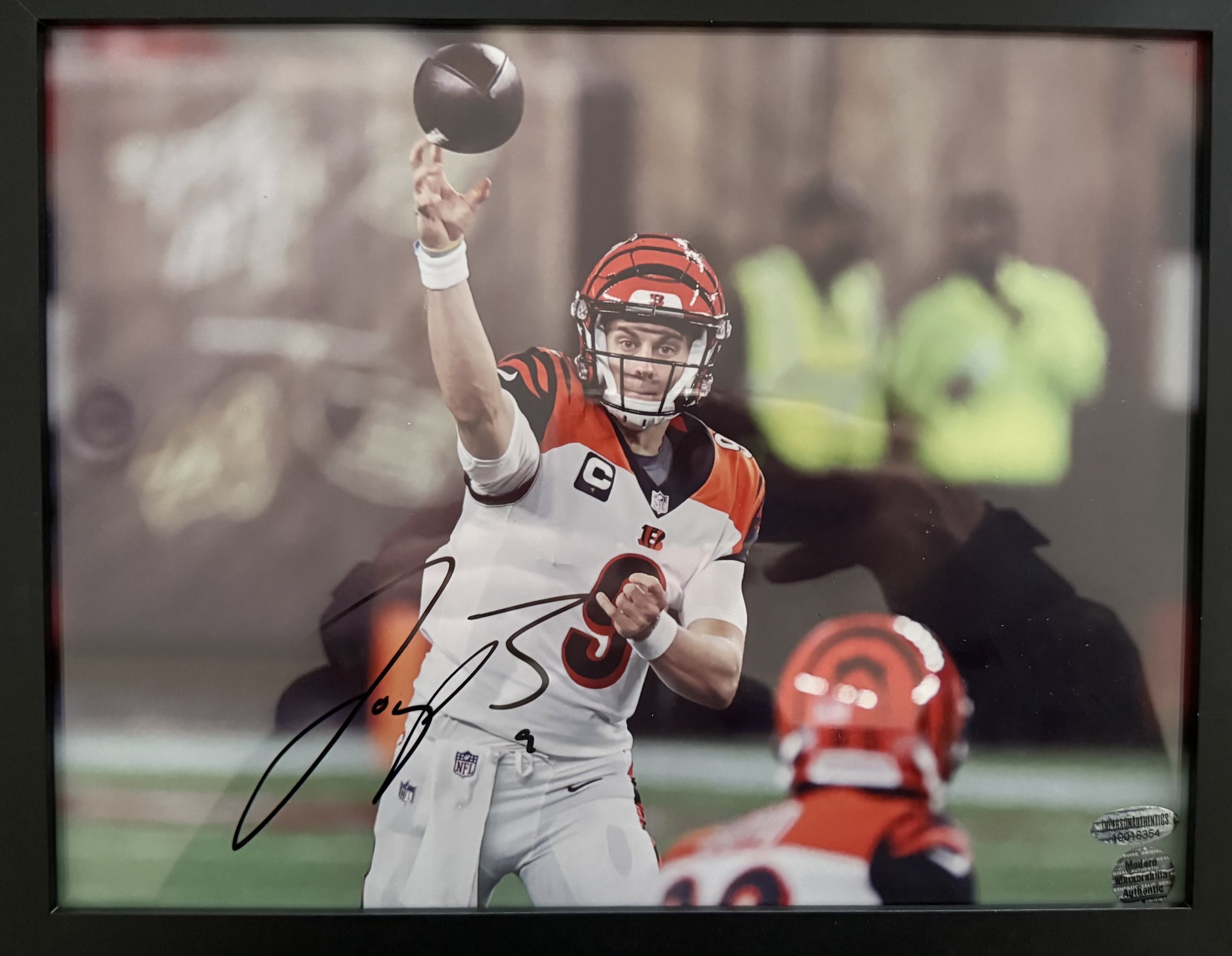 JOE BURROW PICTURE AUTO