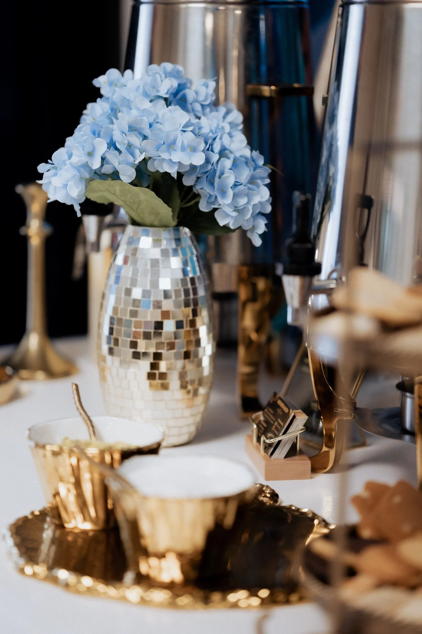 🪩✨ Disco balls are back and bringing all the sparkle, from dance floors to dreamy décor. Say “I do” with extra shimmer and shine! 
🎉Planner: Sholeh Events @sholehevents
🏛️ Venue: Naper Settlement @napersettlement 
 📸  Photo: A