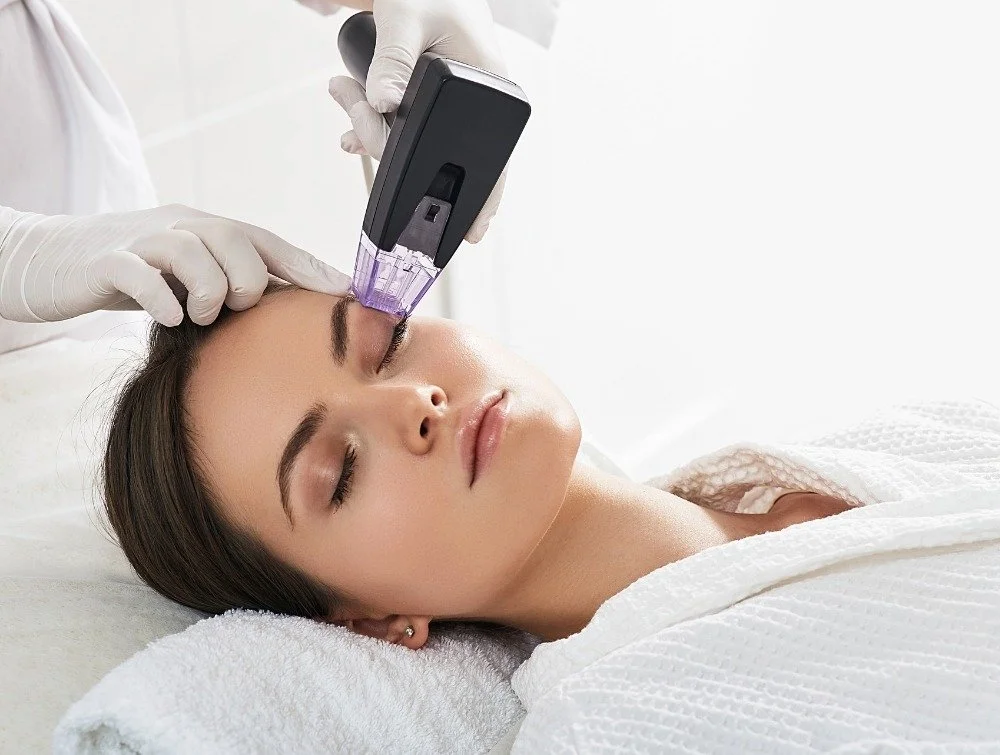 Morpheus versus Microneedling  