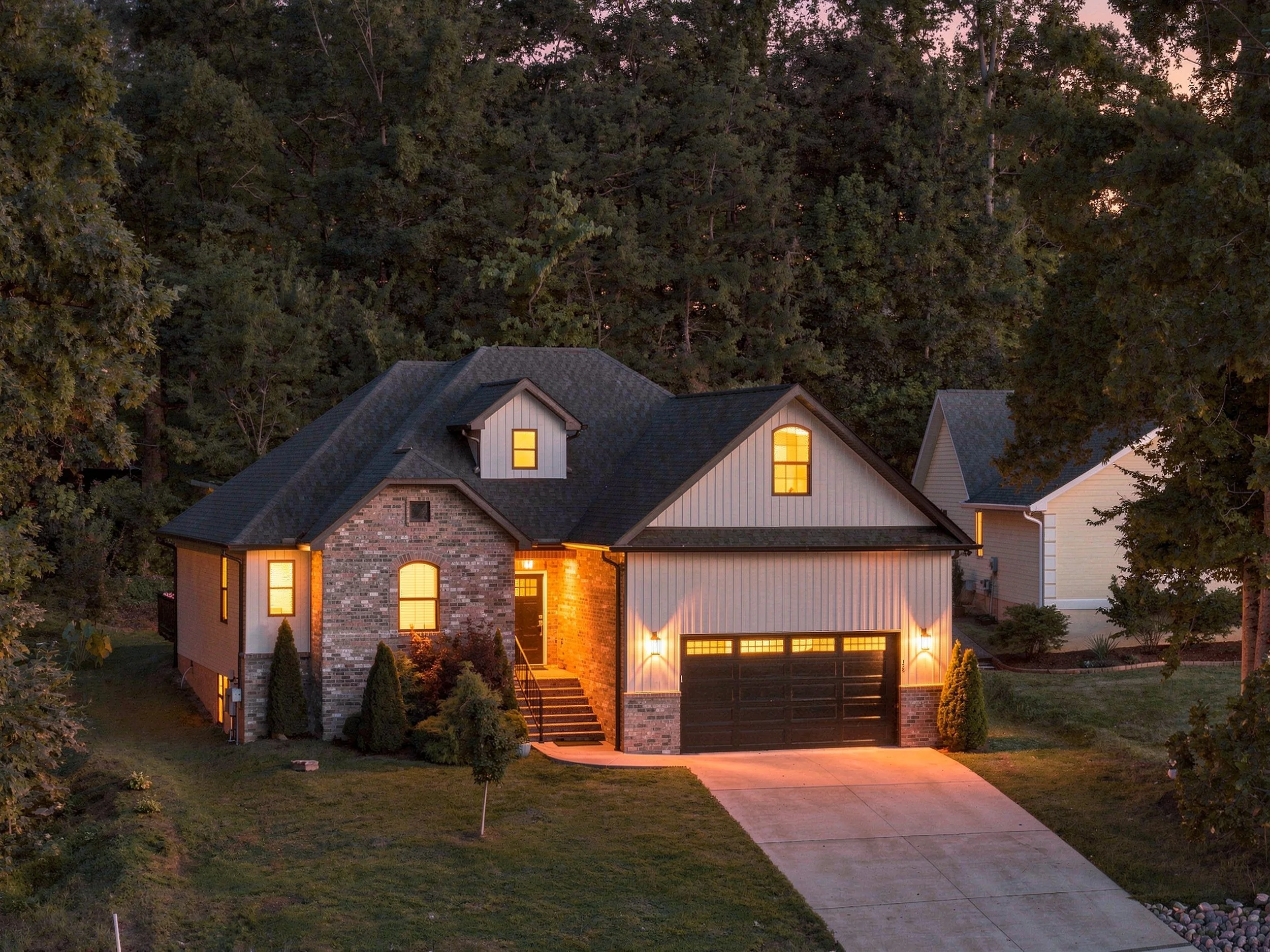 128 Inata Cir00001-VT.jpg
