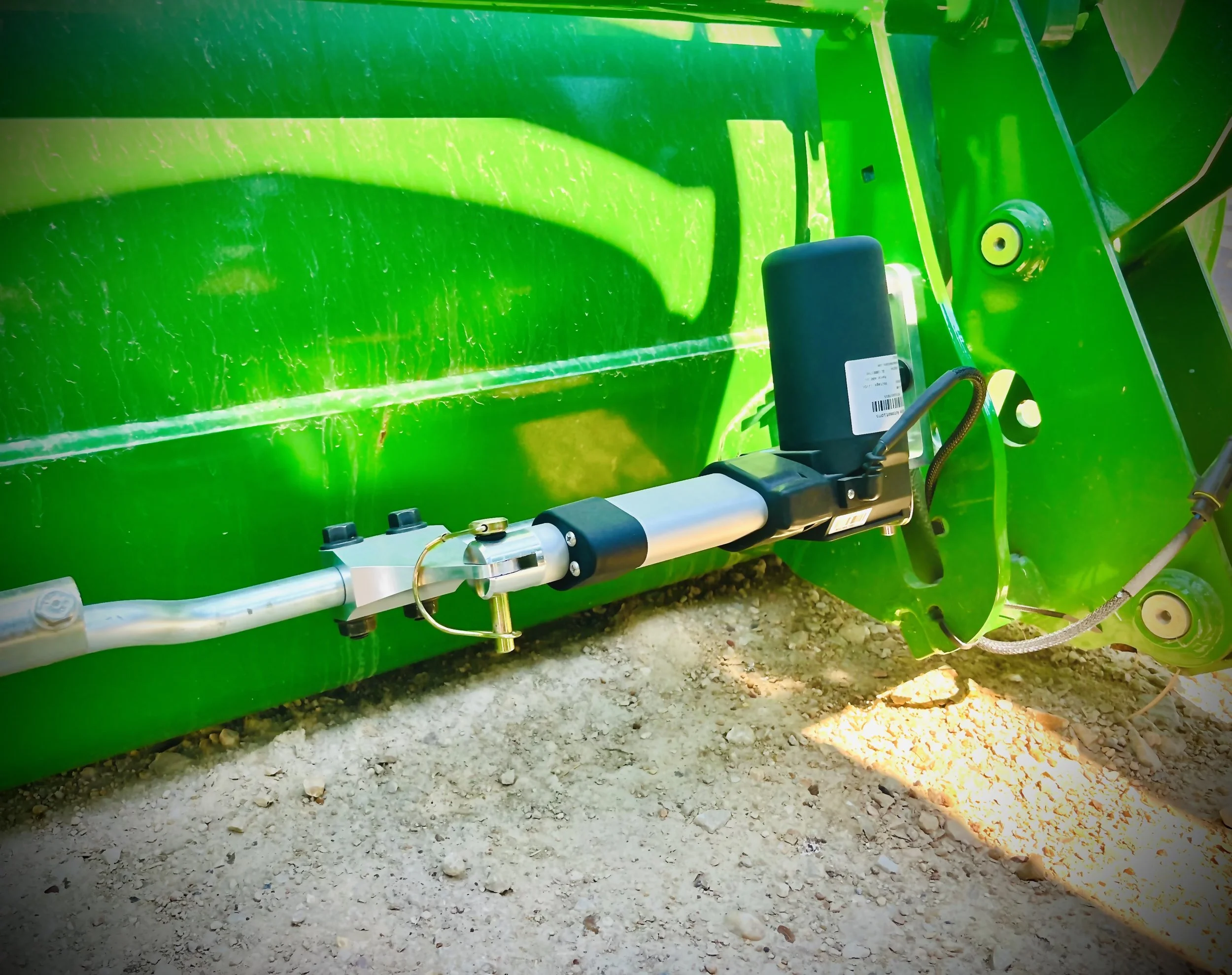 540M & H Series Loaders (No Shield)